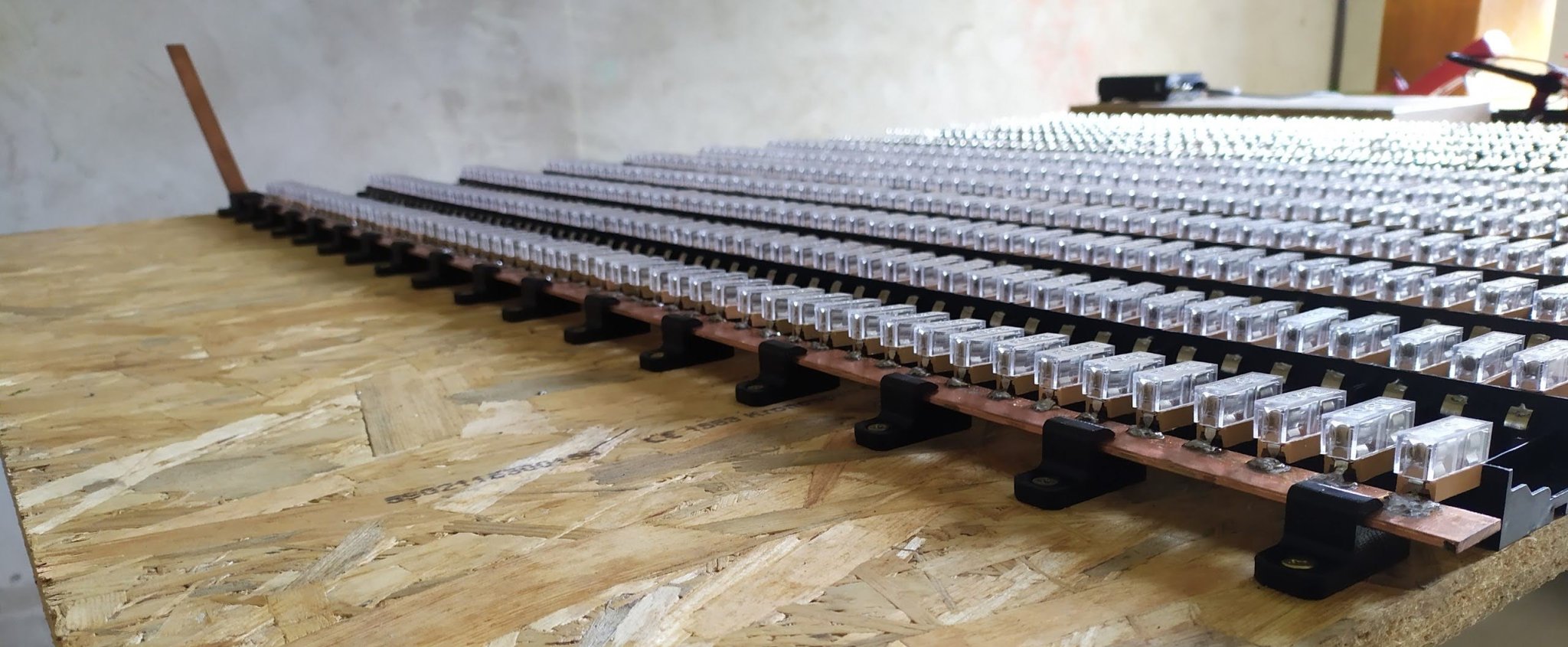 Giá đỡ thanh đồng phẳng 23mm x 3mm