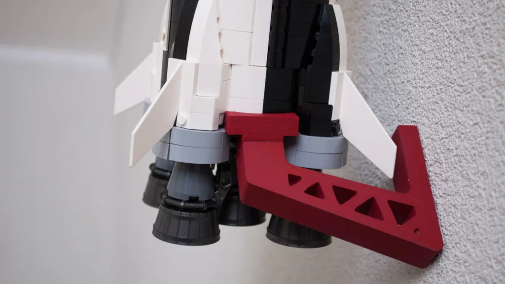 Giá đỡ treo tường cho mô hình LEGO NASA Apollo Saturn V