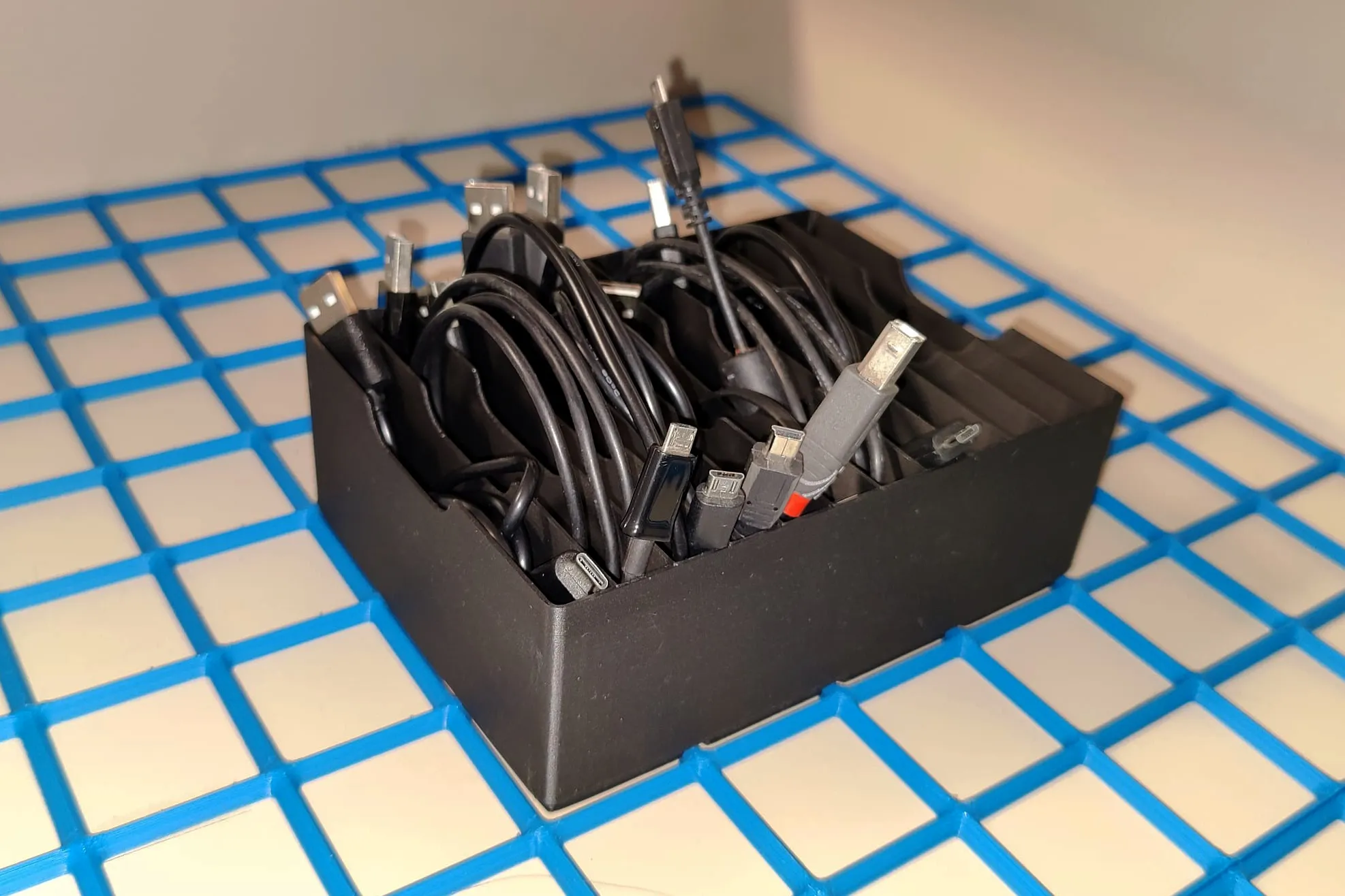 Khay tổ chức cáp USB 12x - gridfinity 3x4