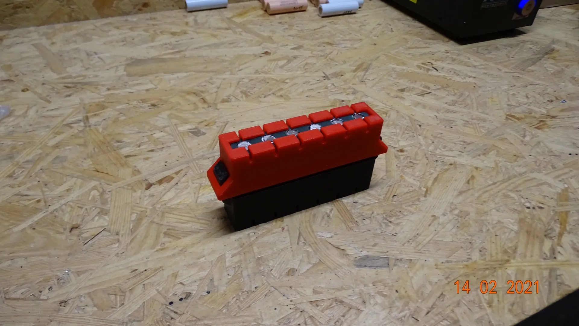 Cán cầm cho bộ hàn tế bào 18650 "6 tế bào