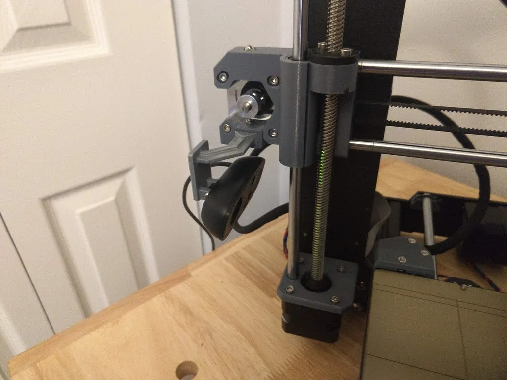 Giá đỡ webcam Logitech C270 tương thích với UltiMike