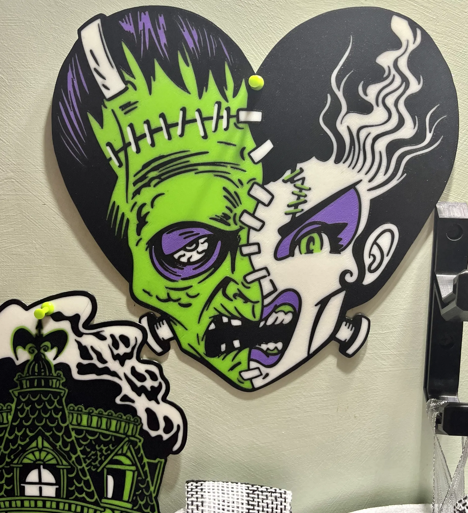 Cặp đôi Frank và cô dâu trong không khí Halloween