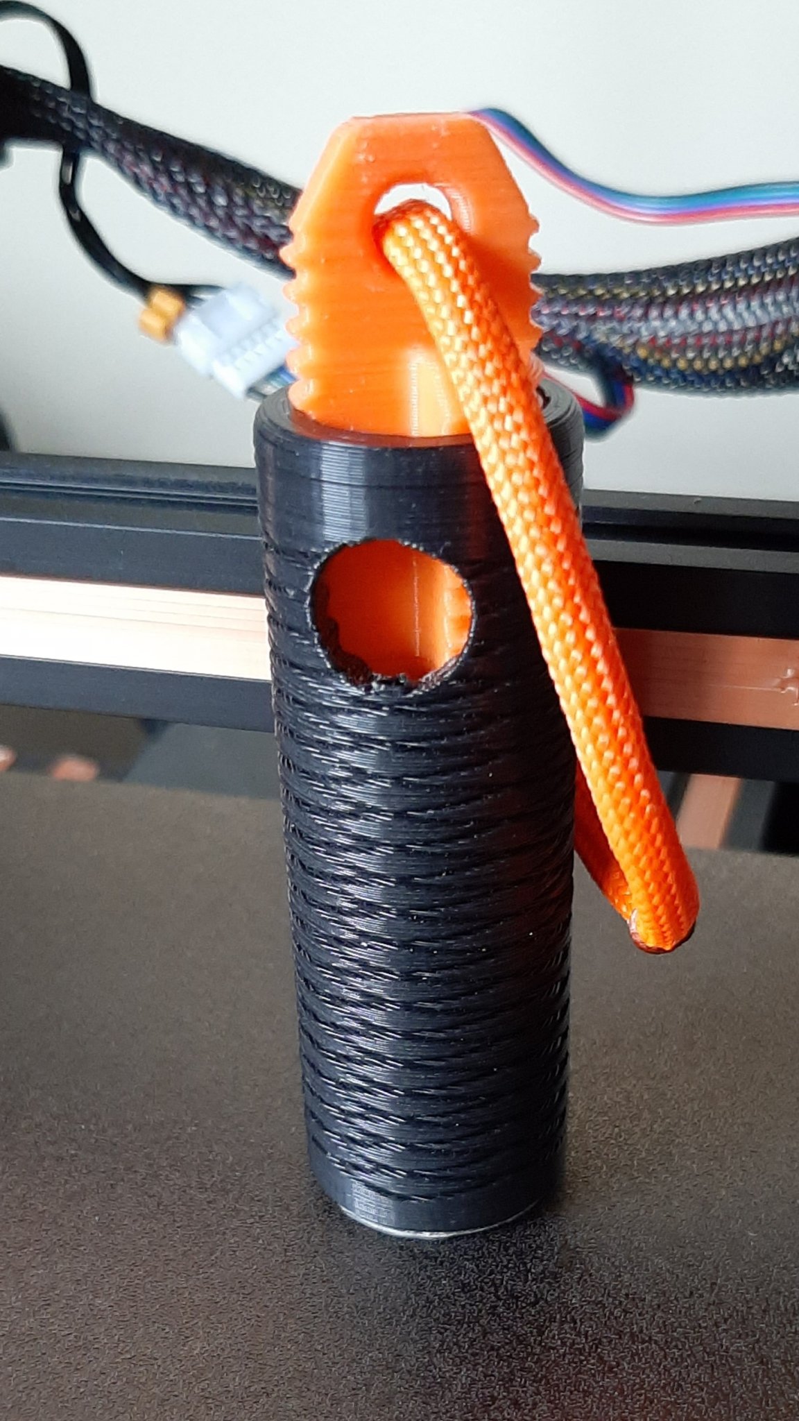 Bình chứa bb yên tĩnh với thiết kế tiện lợi