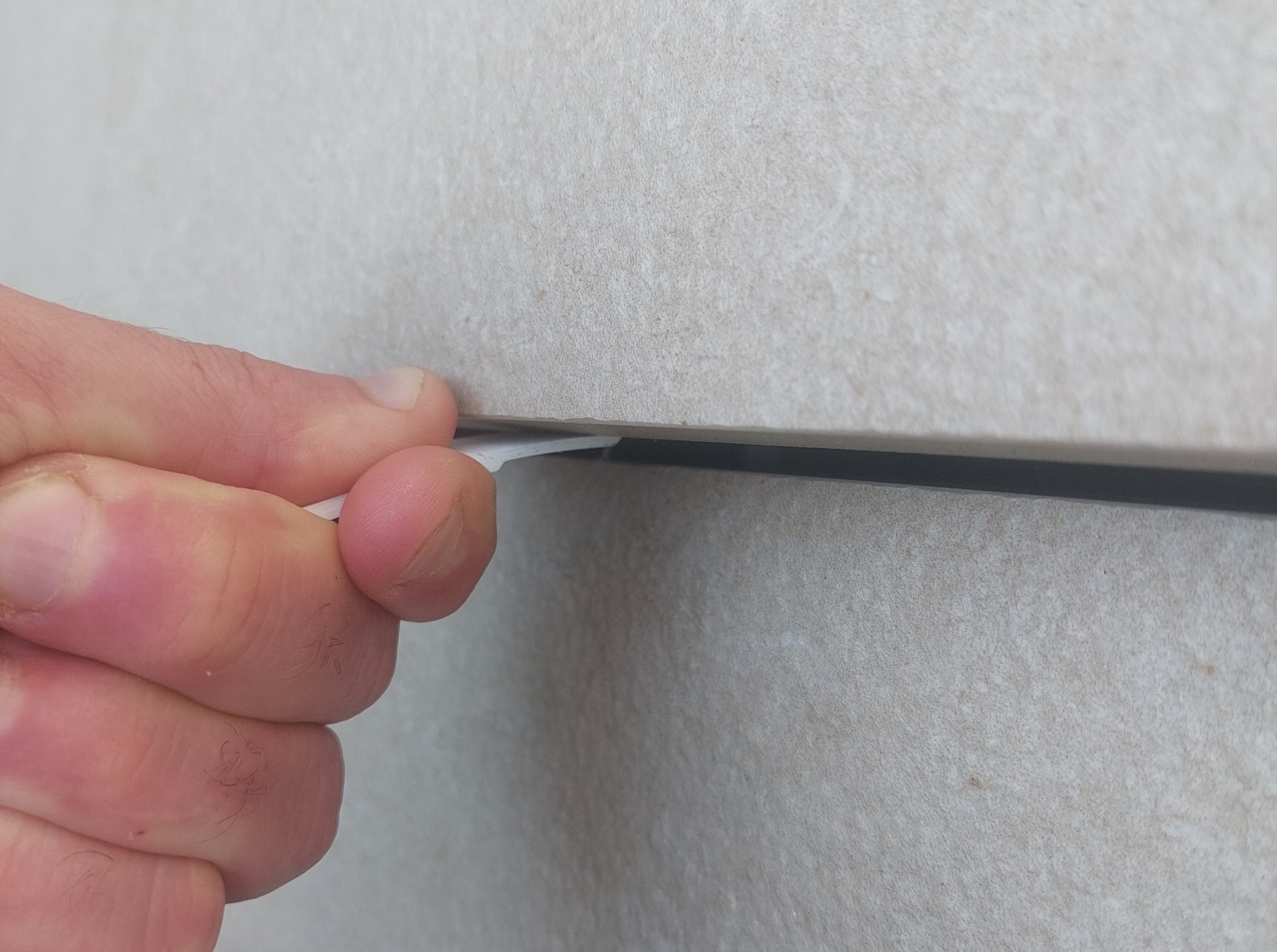 Công cụ nâng gạch 2cm cho sân thượng