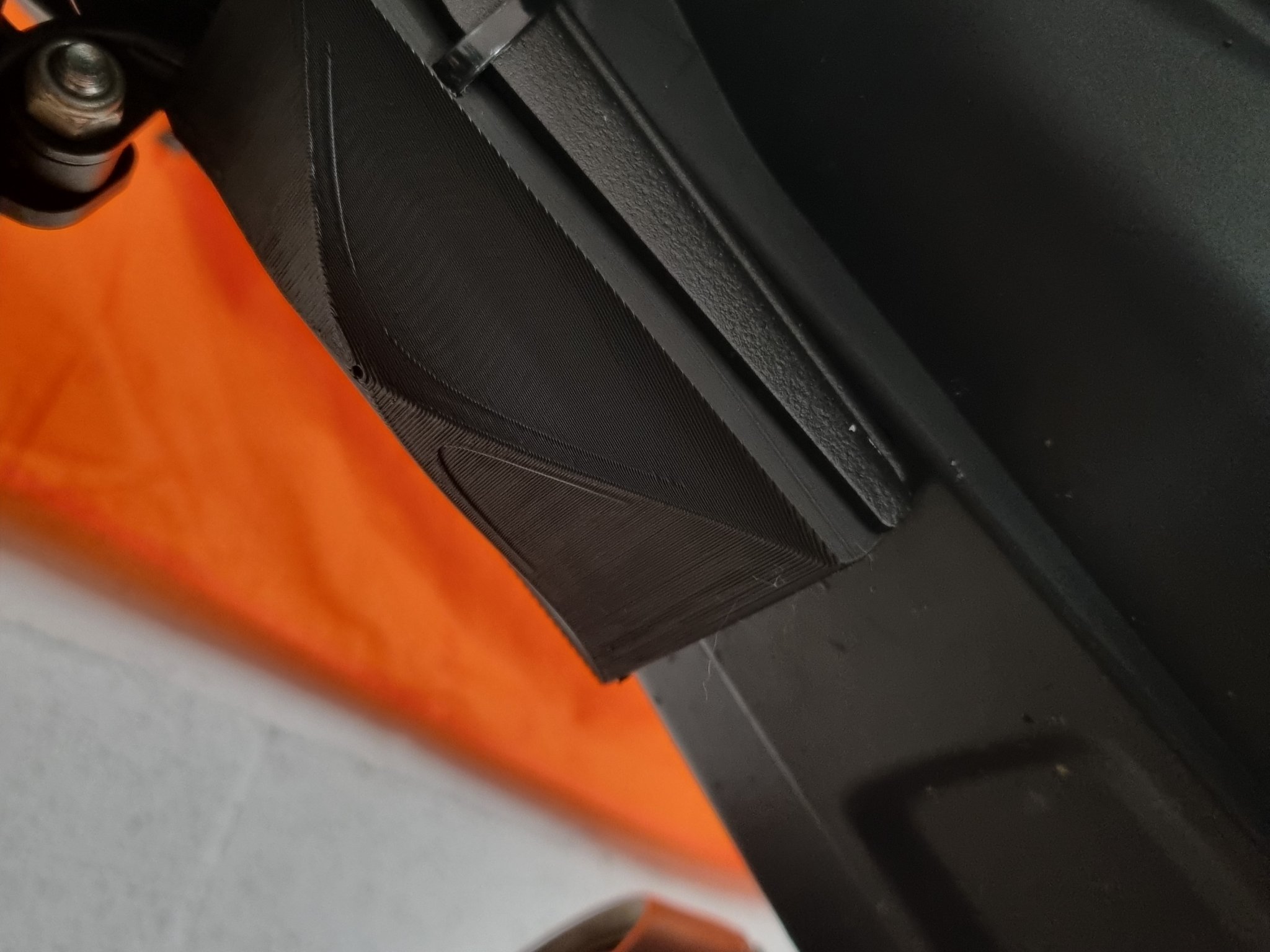 Nắp che dây cáp cho KTM Duke 890 R của Lightech