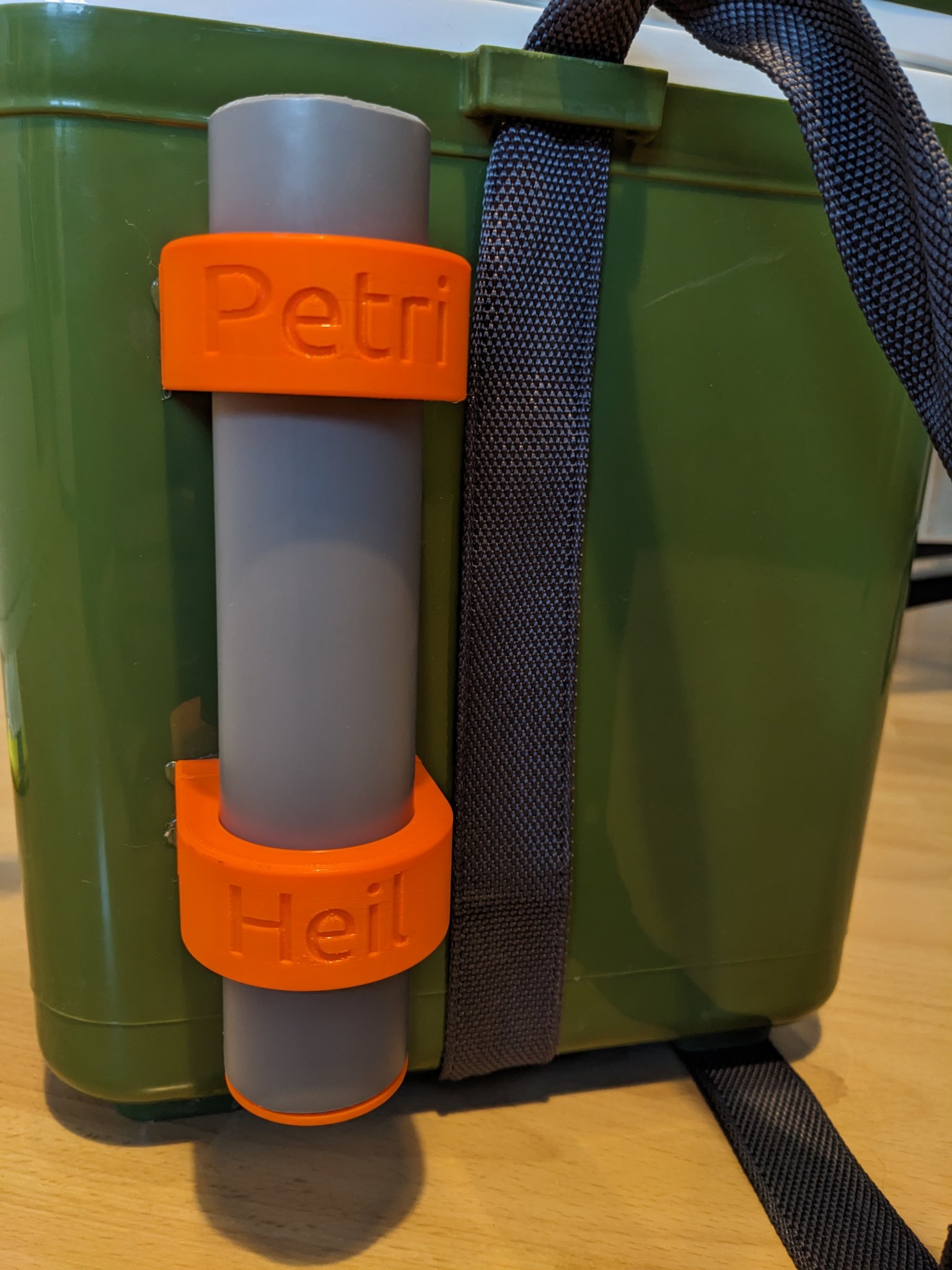 Giá đỡ cần câu cá có thể tháo rời