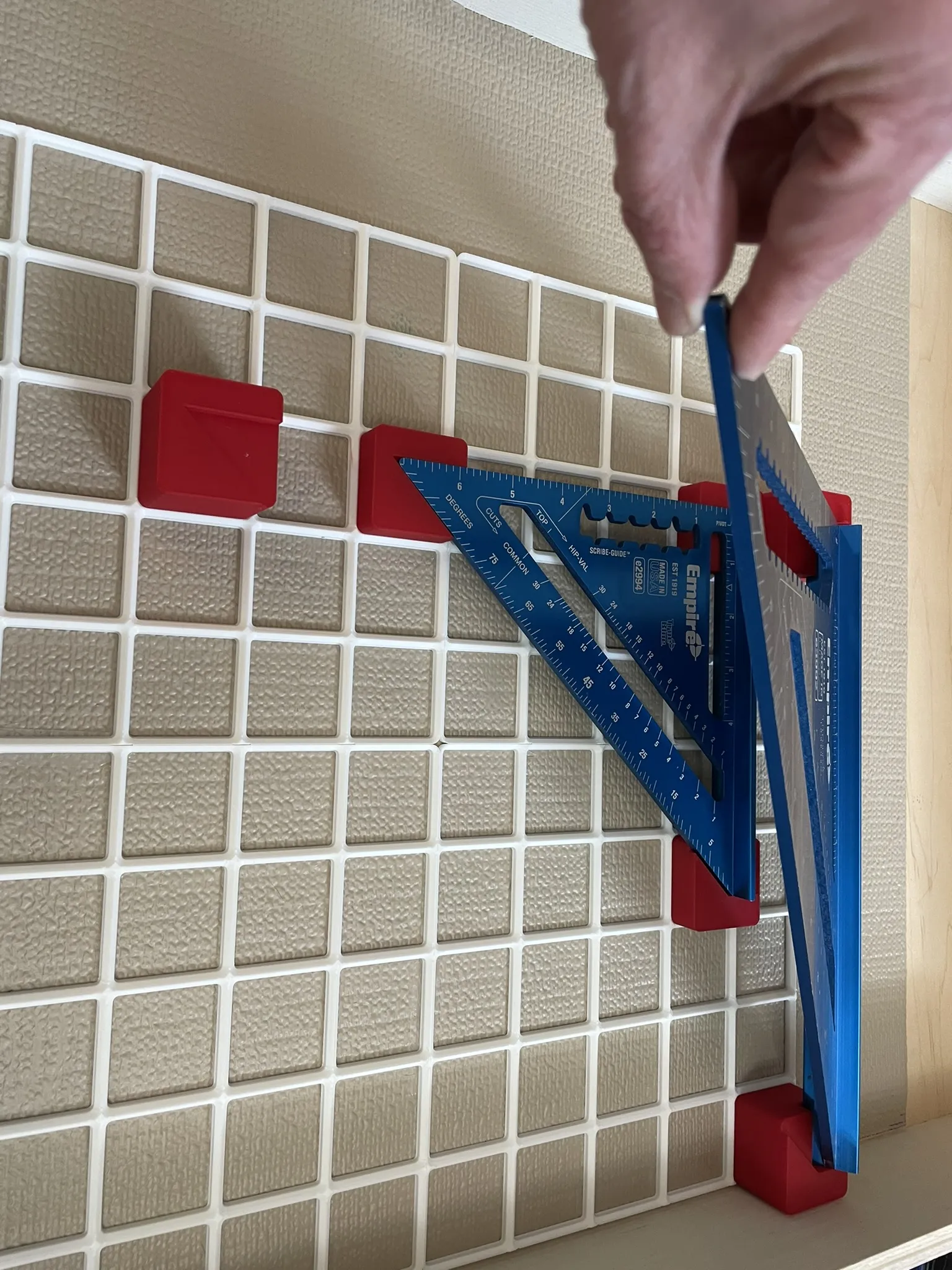 Giá đỡ vuông góc Rafter/Speed Square Gridfinity