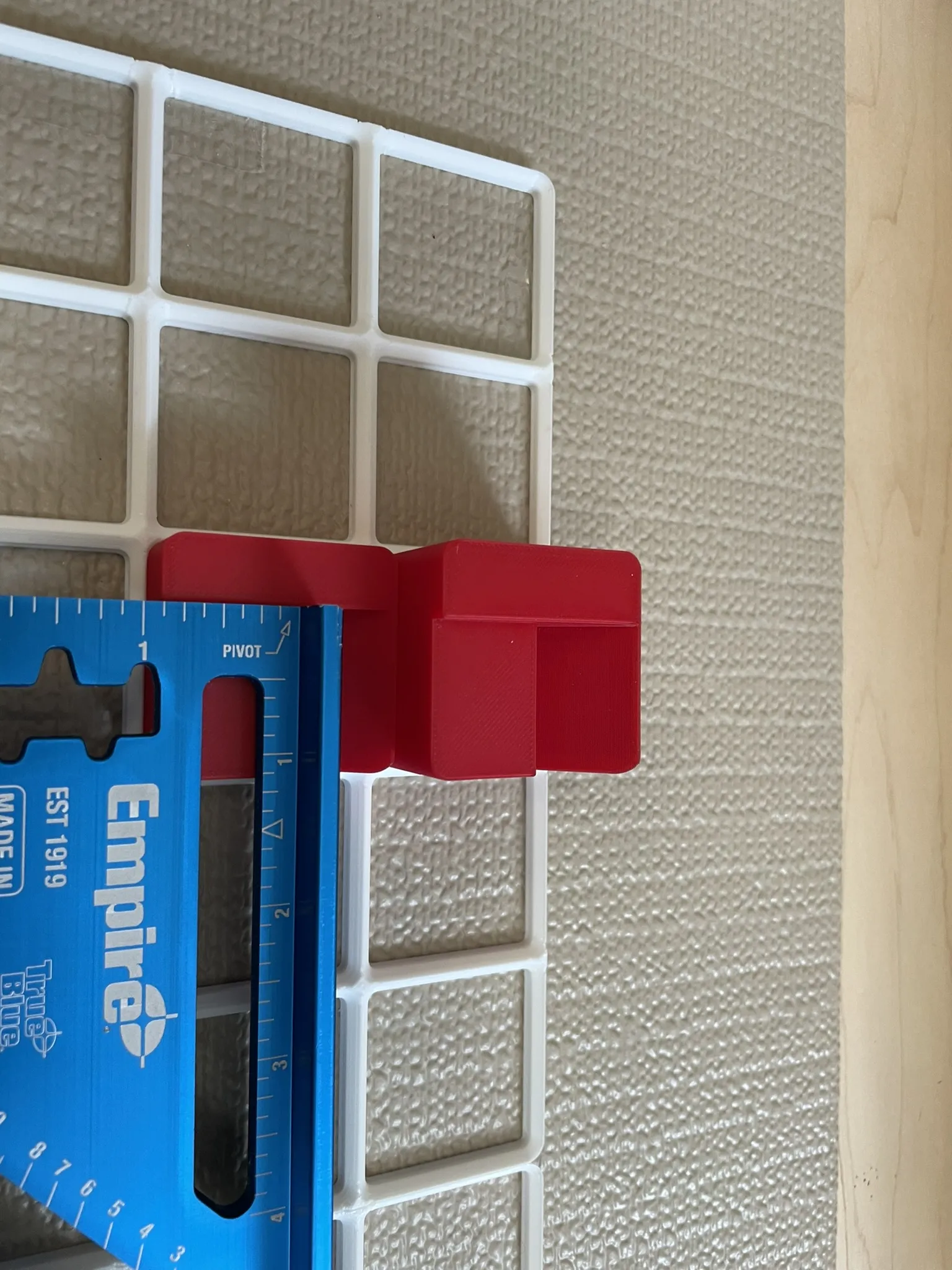 Giá đỡ vuông góc Rafter/Speed Square Gridfinity