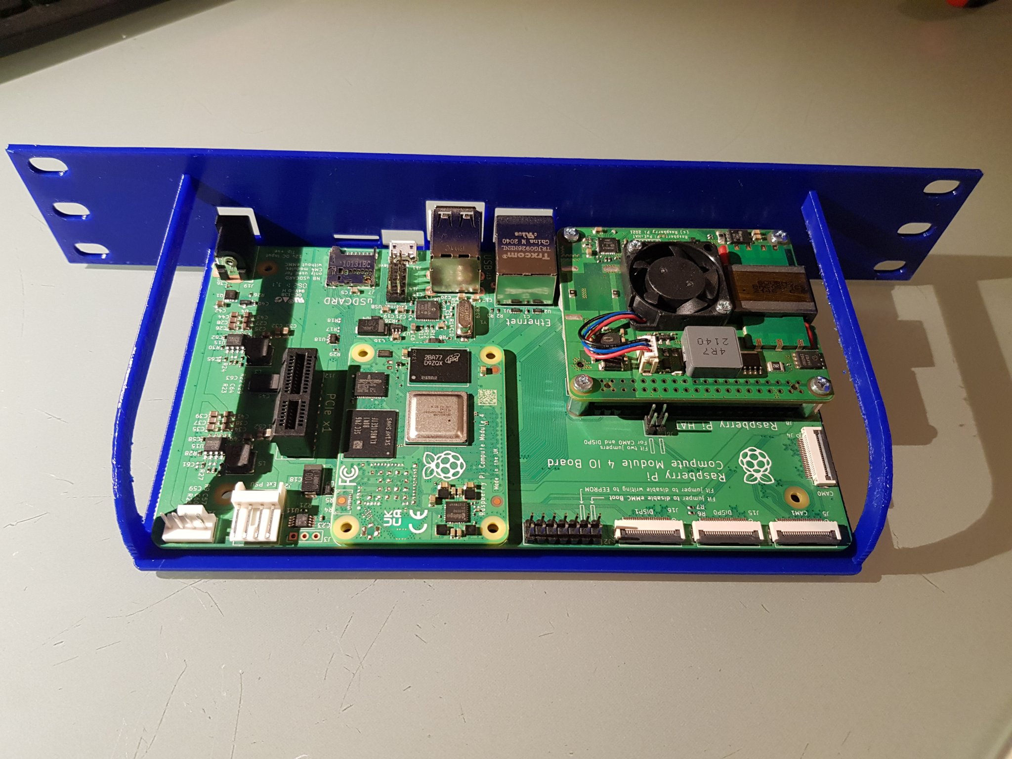 Giá đỡ Raspberry Pi CM4 IO Board cho giá đỡ 10 inch