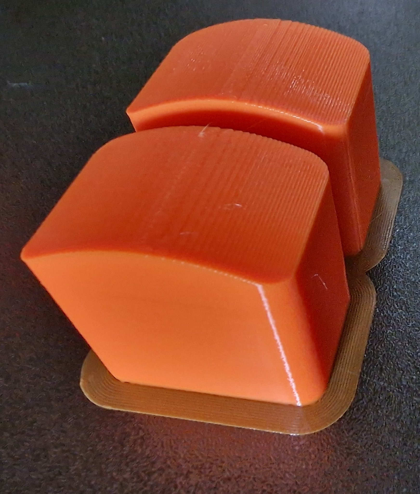 Chân thay thế cho bậc thang nhôm bị hỏng