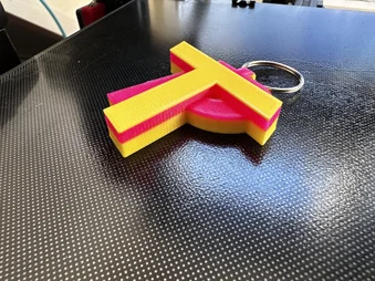 Móc khóa chữ cái tùy chỉnh độc đáo từ dịch vụ in 3D