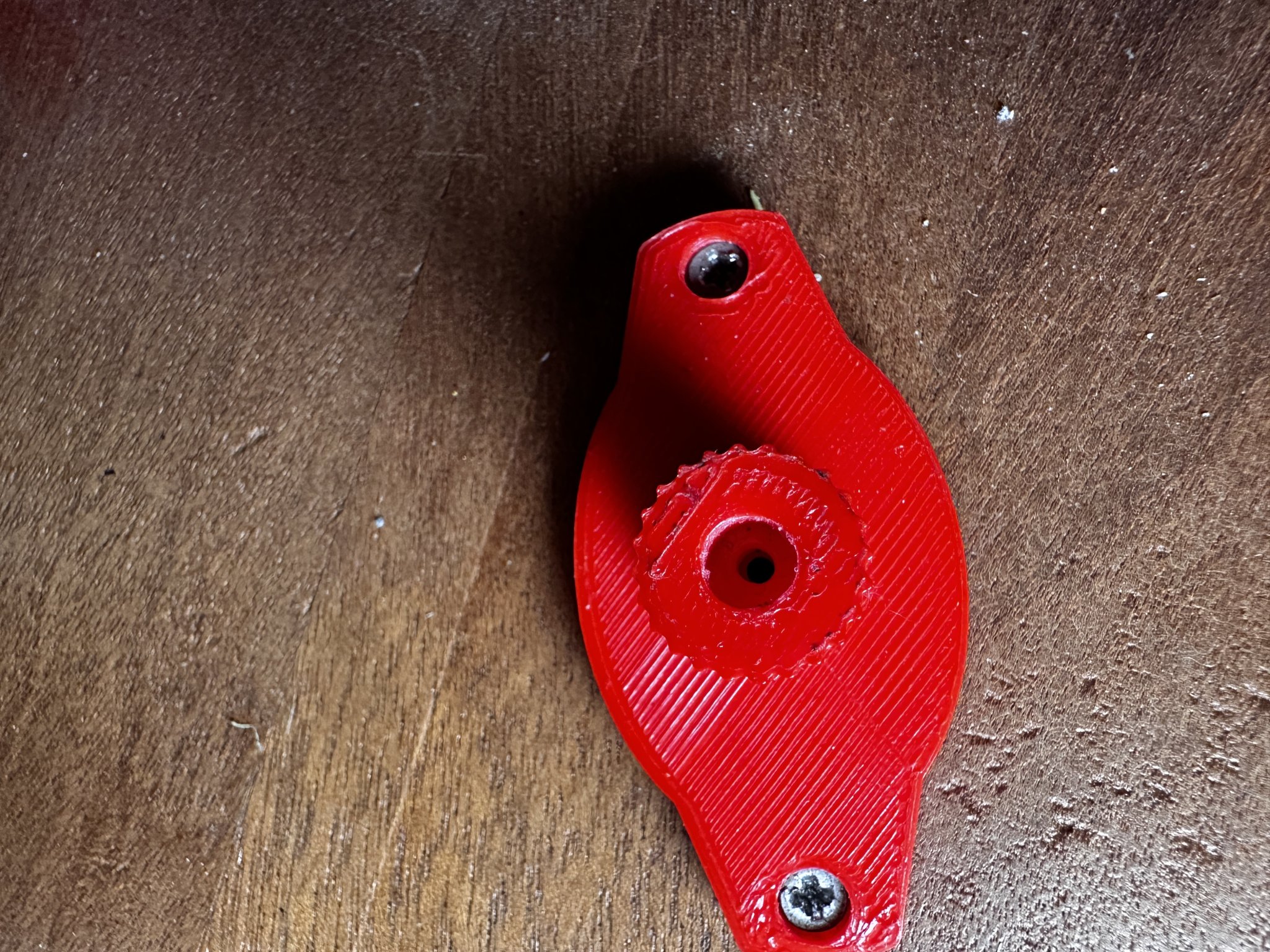 Khớp nối ống Bowden trong tủ chứa đồ