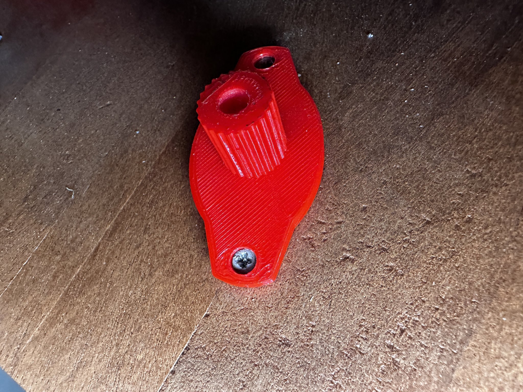 Khớp nối ống Bowden trong tủ chứa đồ