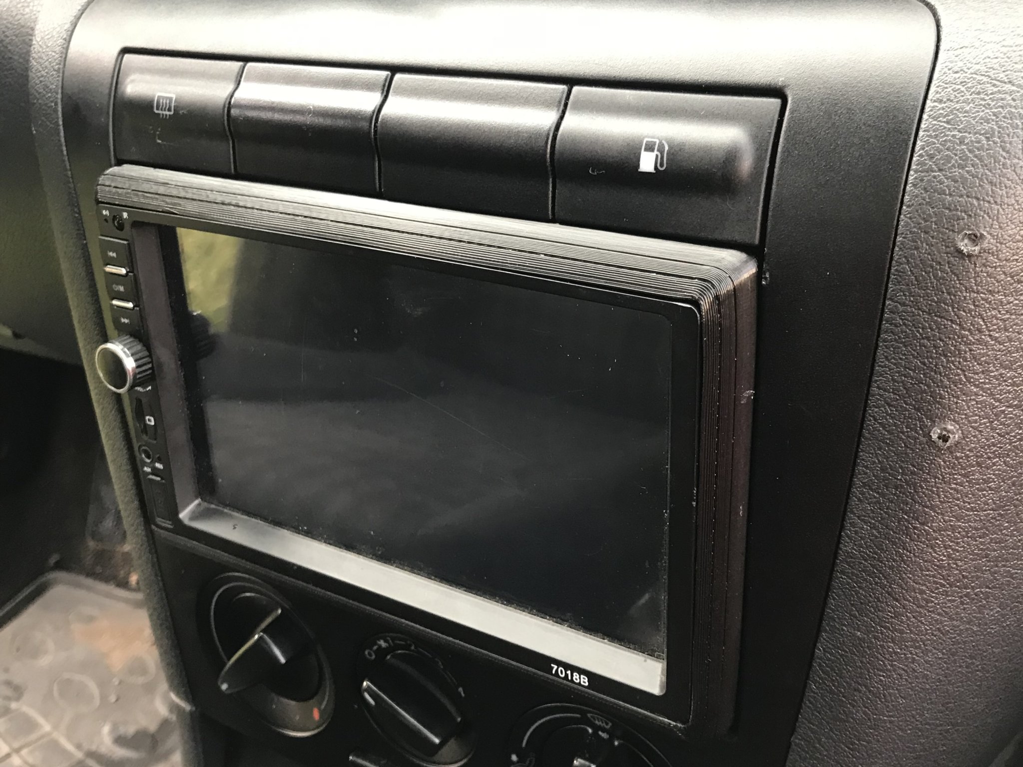 Rámeček cho radio hai đầu cho xe Skoda Octavia I