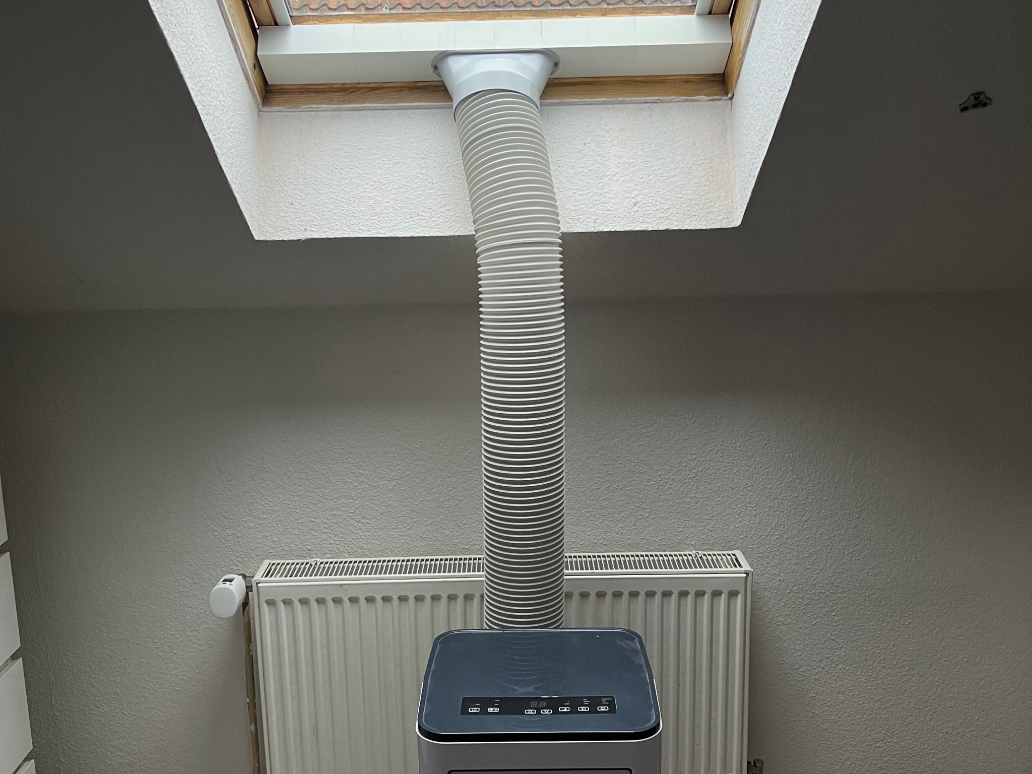 Bộ chuyển đổi ống điều hòa cho cửa sổ mái Velux