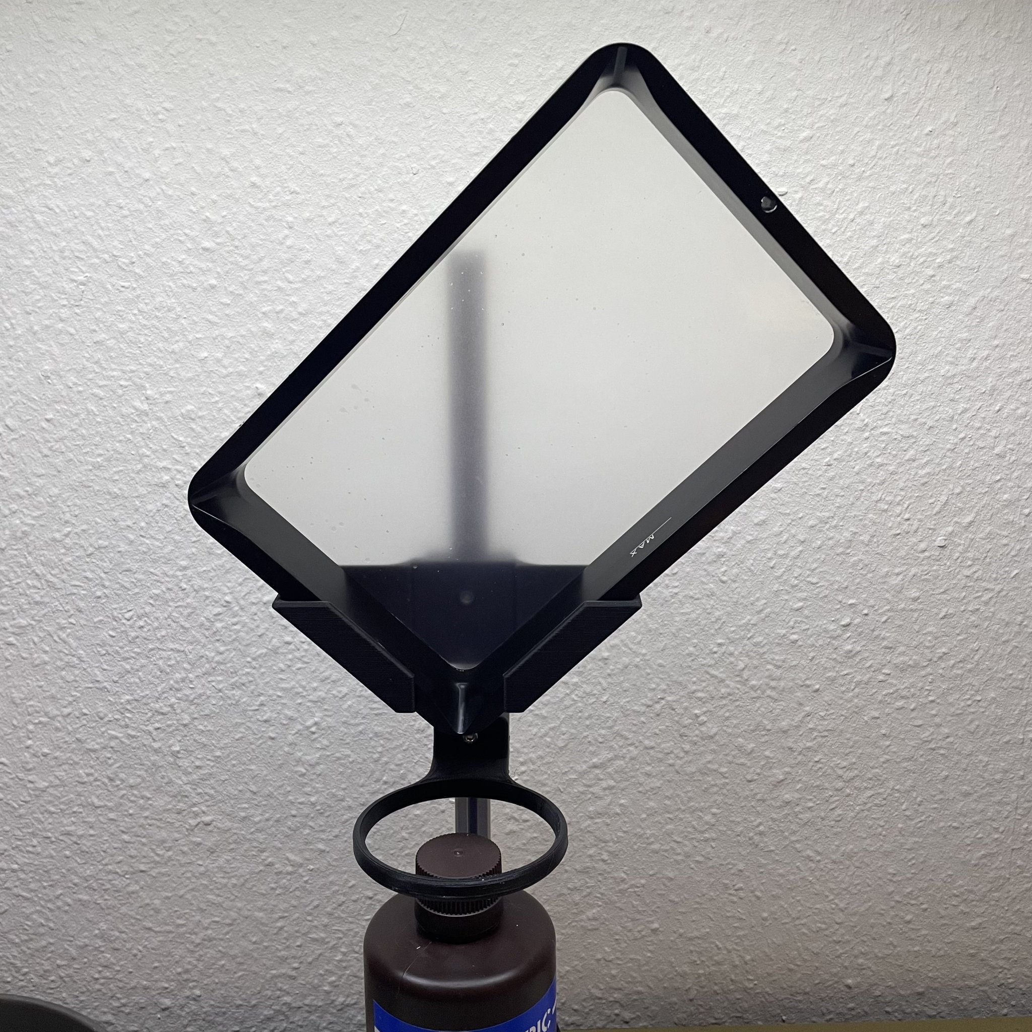 Giá đỡ thoát nước cho vat nhựa của máy in Anycubic M3 & M5s