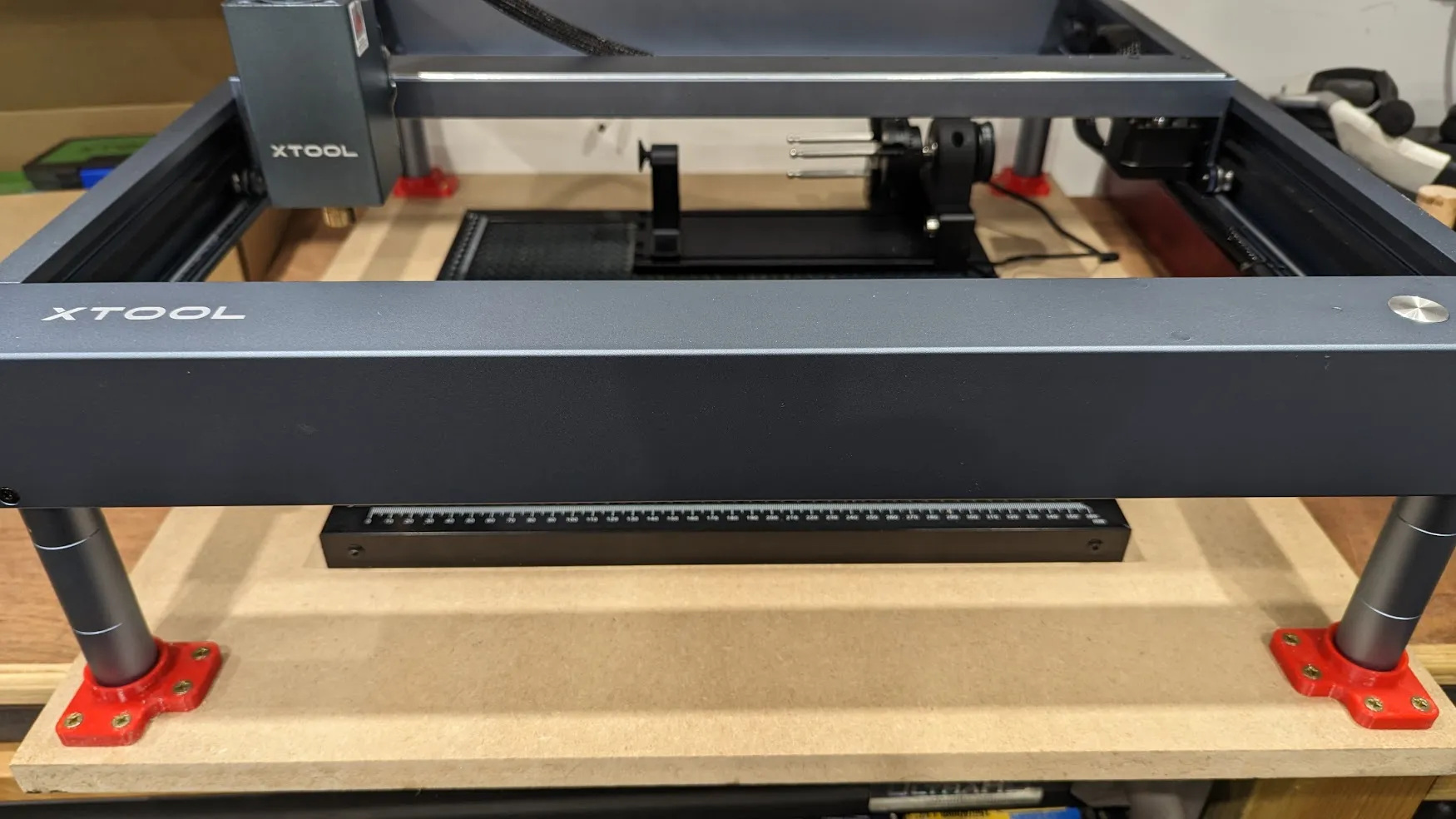 Giá đỡ chân cho máy khắc laser XTool D1 Pro