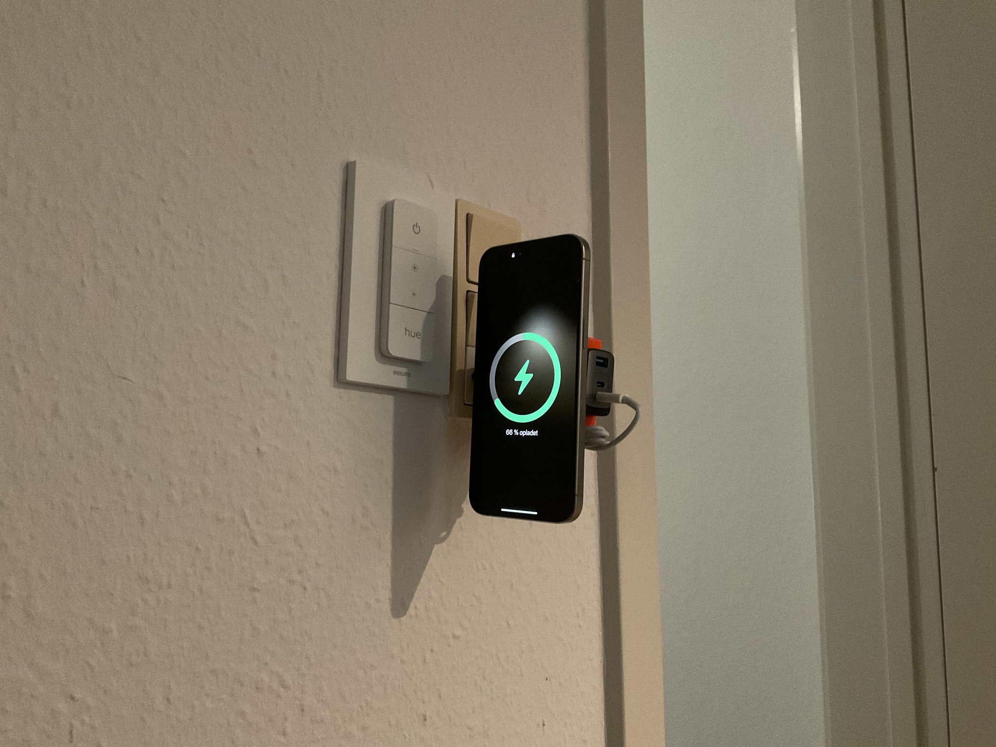 Giá đỡ sạc Magsafe cho Anker GanPrime 65 Watt