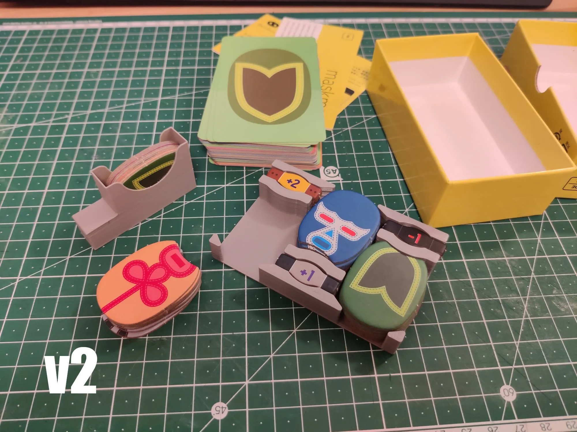 Tổ chức lót cho trò chơi Maskmen của Oink Games