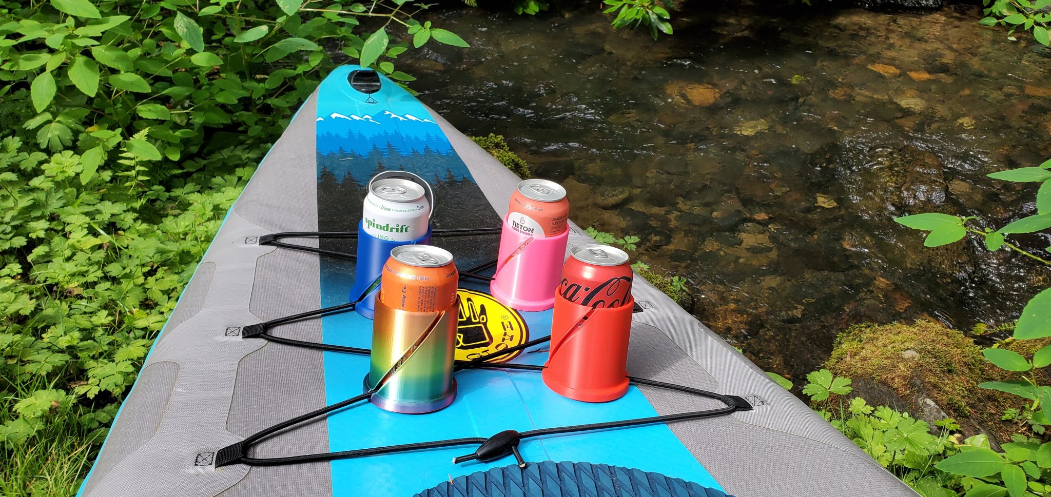 Giá đỡ đồ uống SUP tích hợp vào hệ thống bungee hiện có