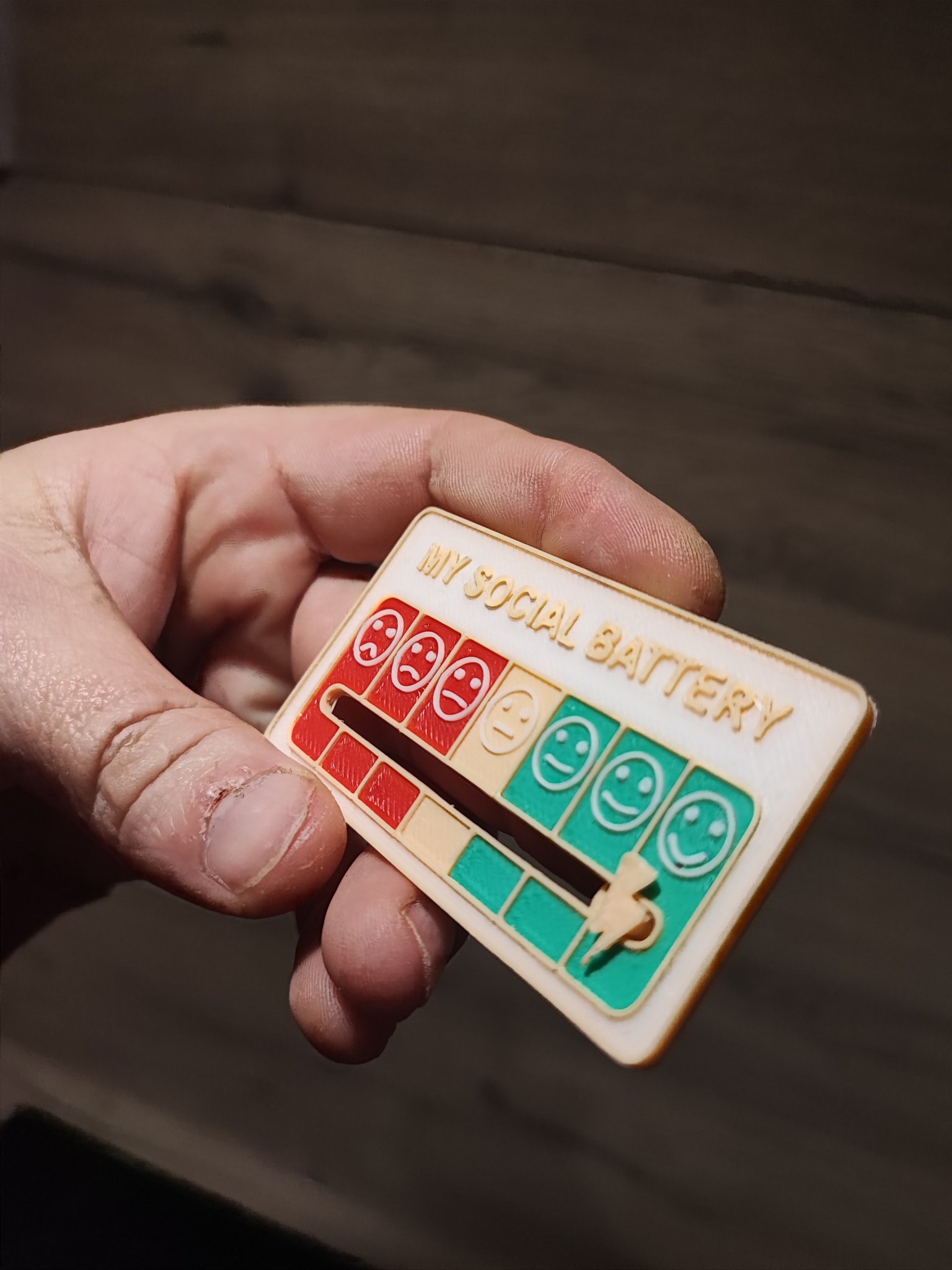 Pin xã hội độc đáo với thiết kế hỗ trợ in 3D