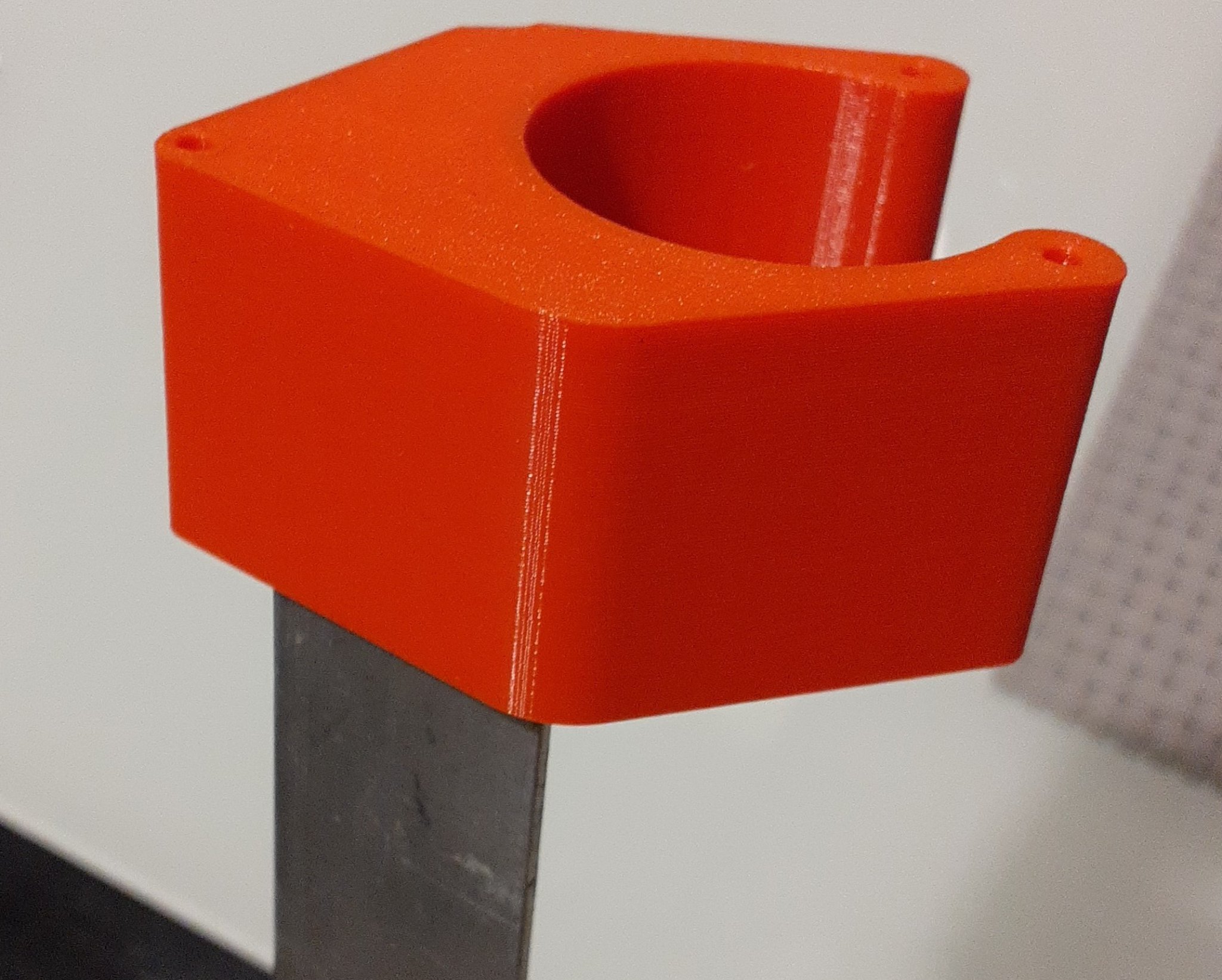 Giá đỡ cần câu surfcasting bằng nhôm 30x30x2mm