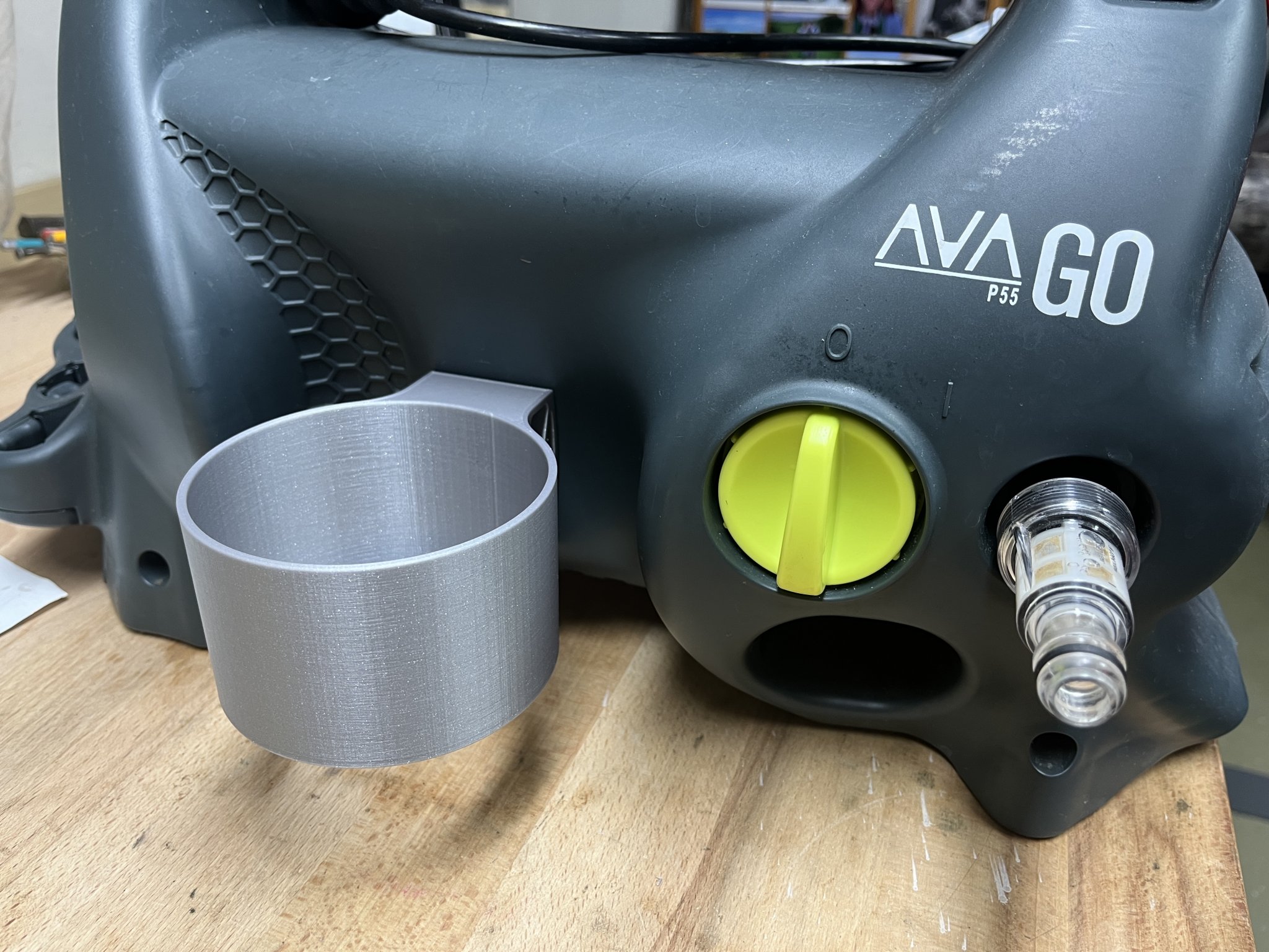 Giá đỡ súng phun bọt Ava cho máy rửa áp lực P55