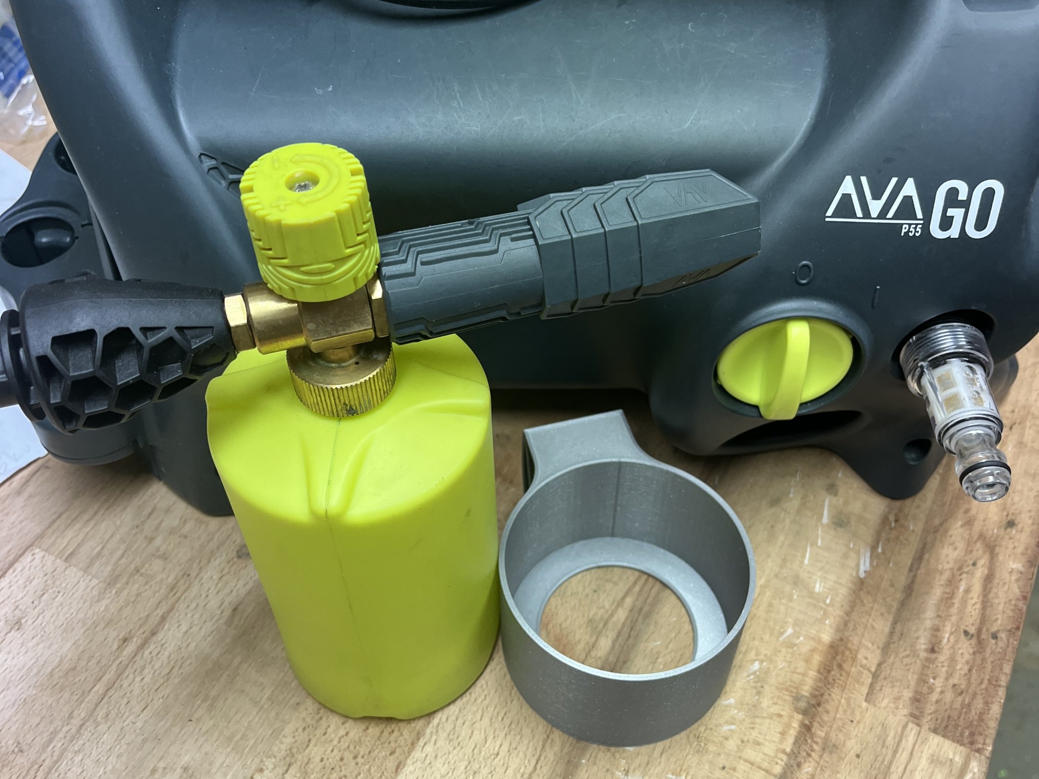 Giá đỡ súng phun bọt Ava cho máy rửa áp lực P55