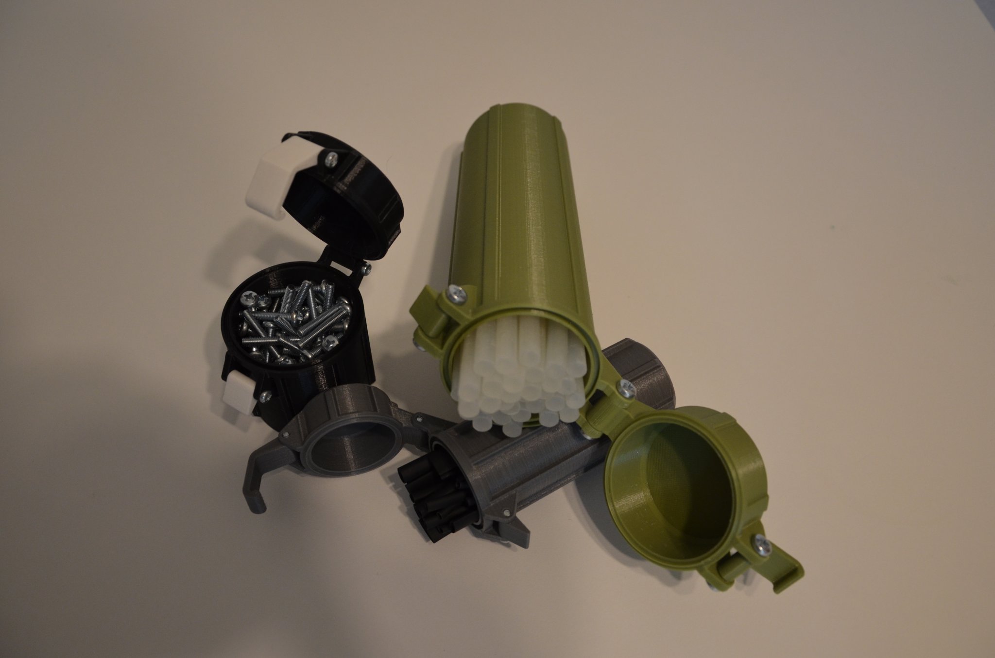 Thùng chứa tròn chống va đập tùy chỉnh hoàn toàn