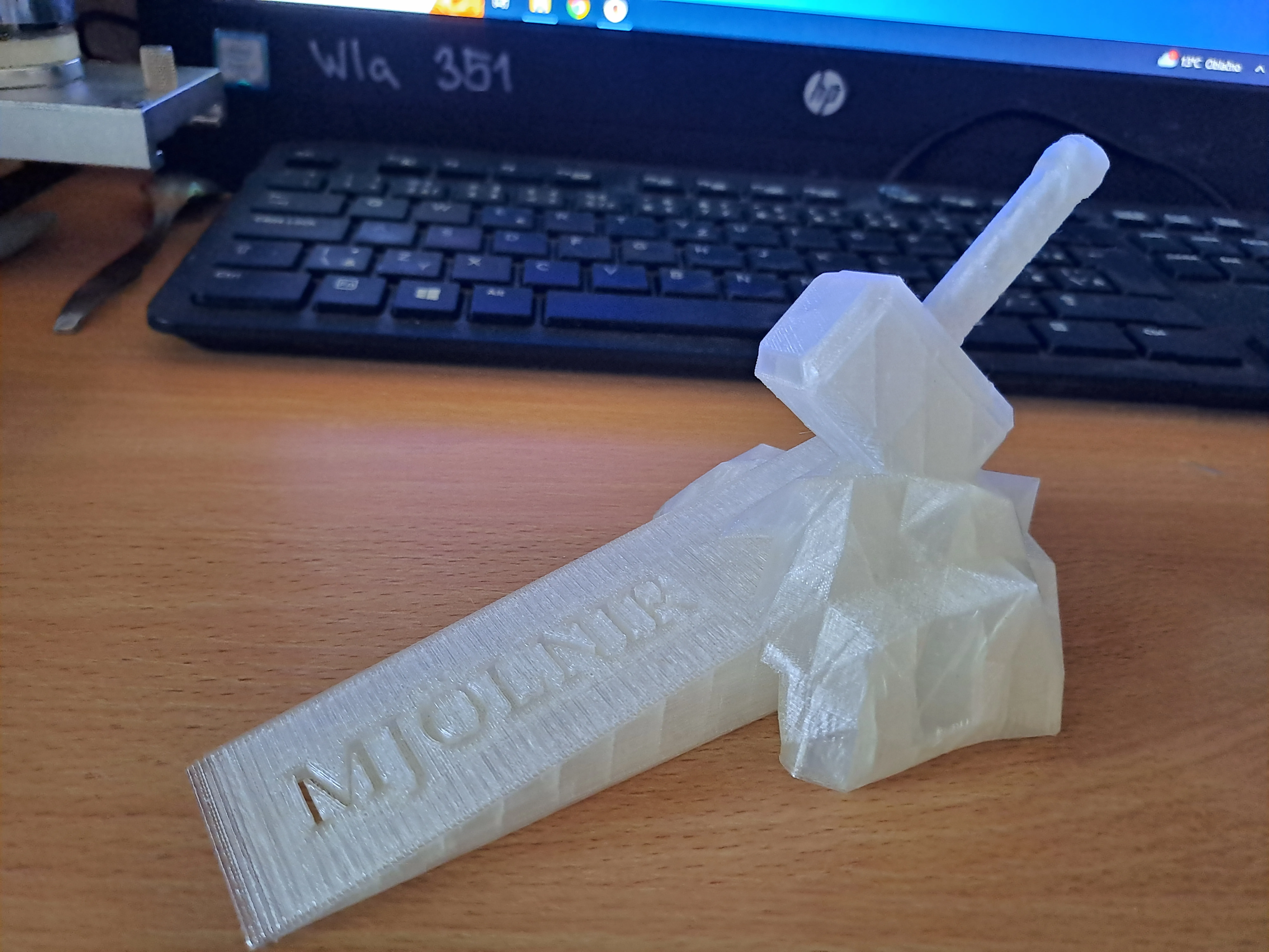 Giá đỡ cửa Mjolnir - Sự xứng đáng của cánh cửa