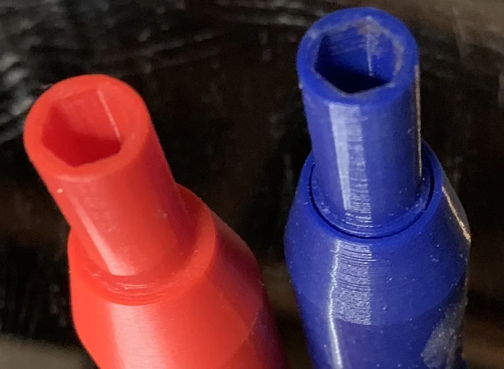 **Máy khoan tay UFS-061B với tay quay liên tục**