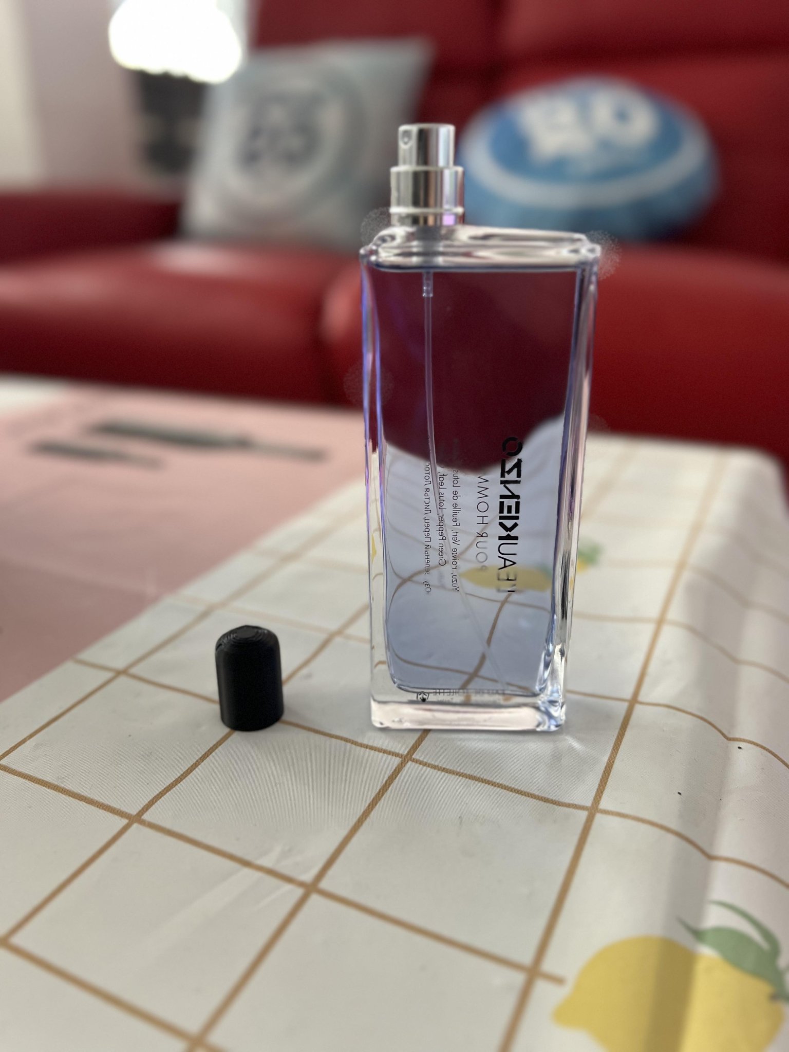 Đầu chai nước hoa thời trang với kích thước 17.6mm