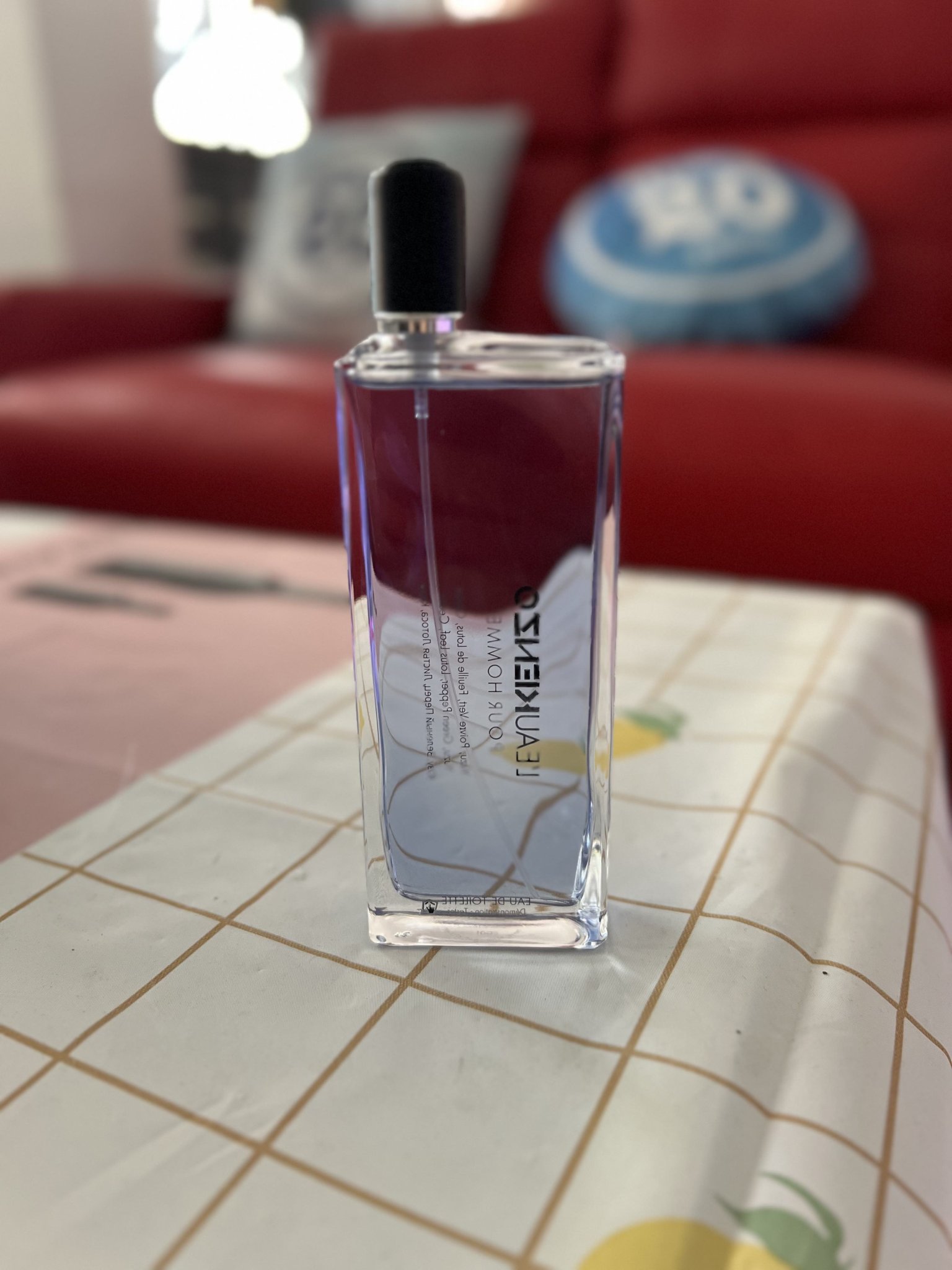 Đầu chai nước hoa thời trang với kích thước 17.6mm