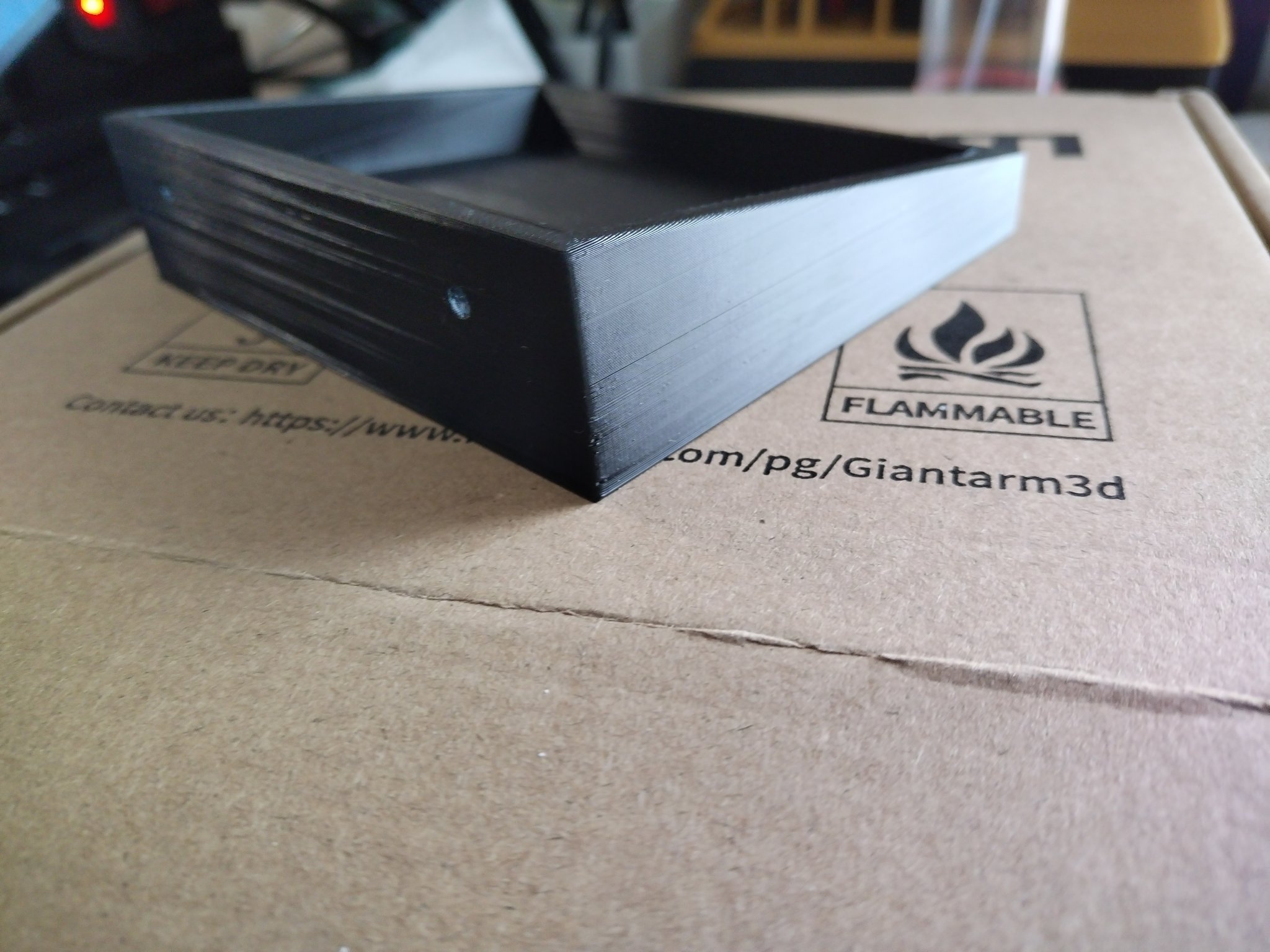 Giá đỡ tường cho loa Logitech Z333