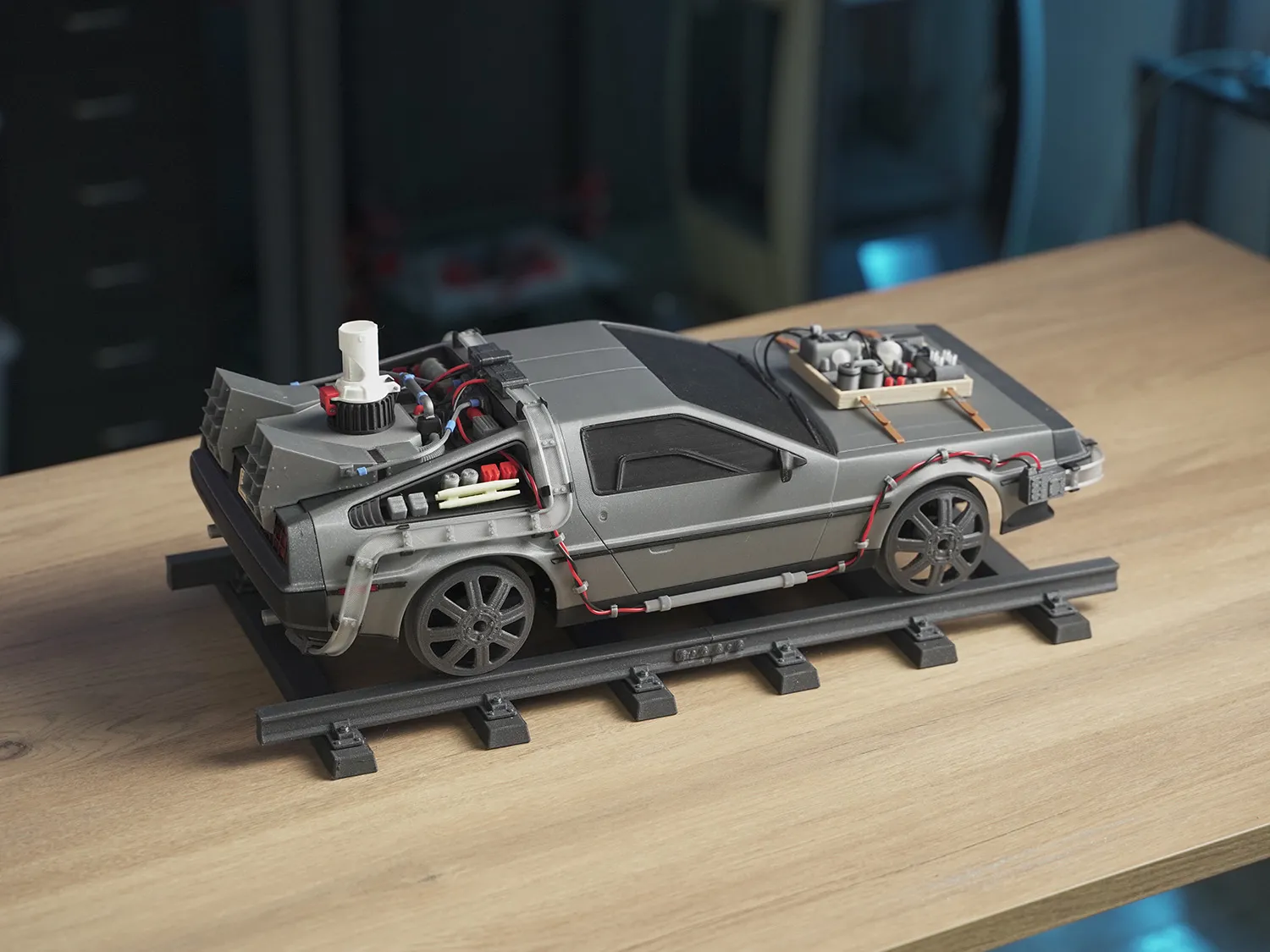 Bánh xe tàu cho DeLorean RC BTTF 1/10