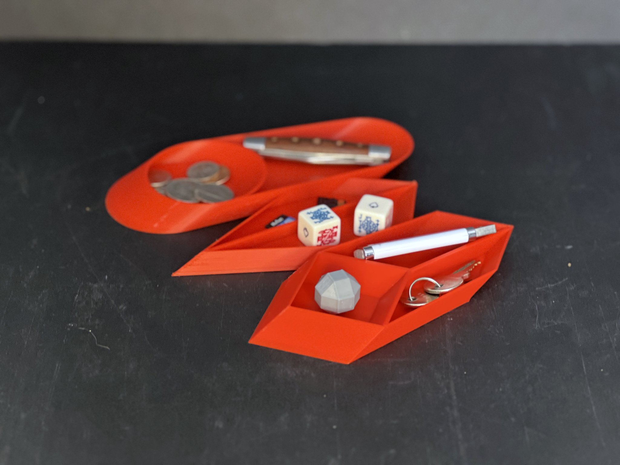 Khay đựng linh kiện nhỏ 3D ảo giác quang học