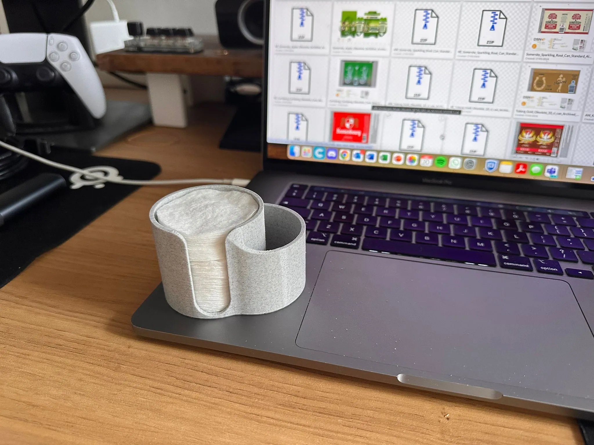 Giá đỡ bông tẩy trang và que tăm mini