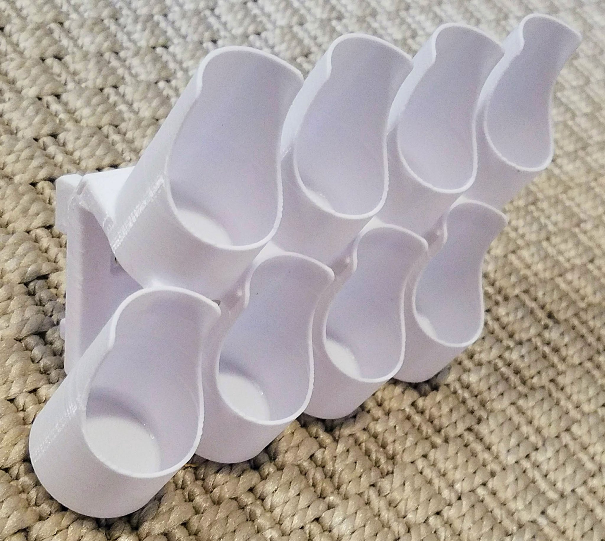 Giá đỡ chai sơn cho bảng treo IKEA Skadis