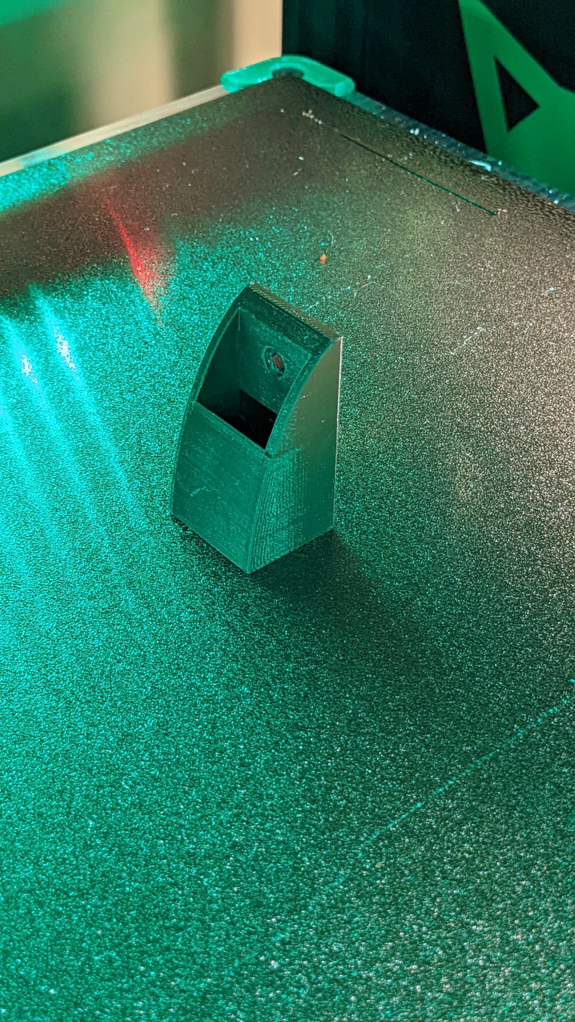 Giá đỡ kéo Cutco cho khối dao trong bếp