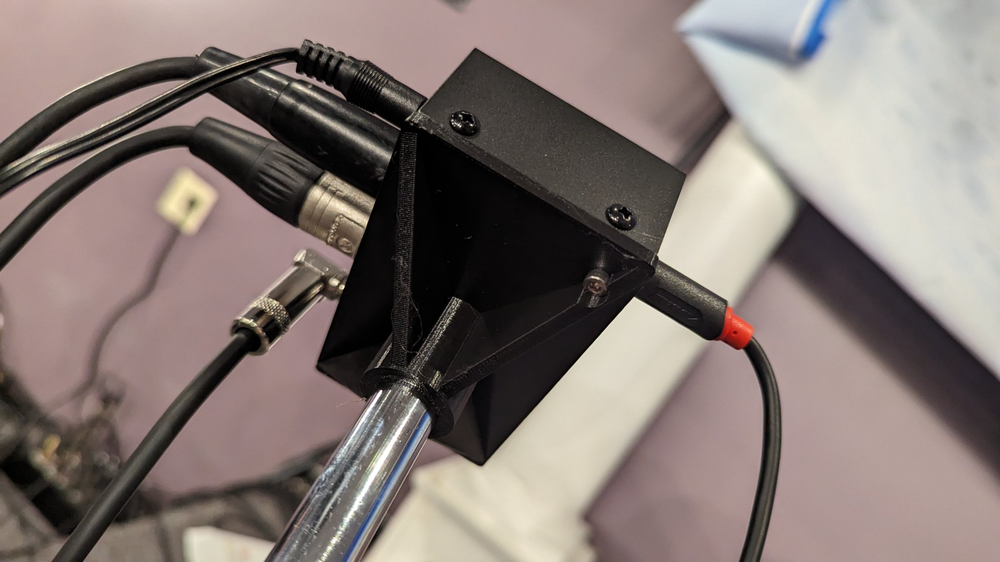 Giá đỡ mic cho Behringer MA400 và Mackie HM-4