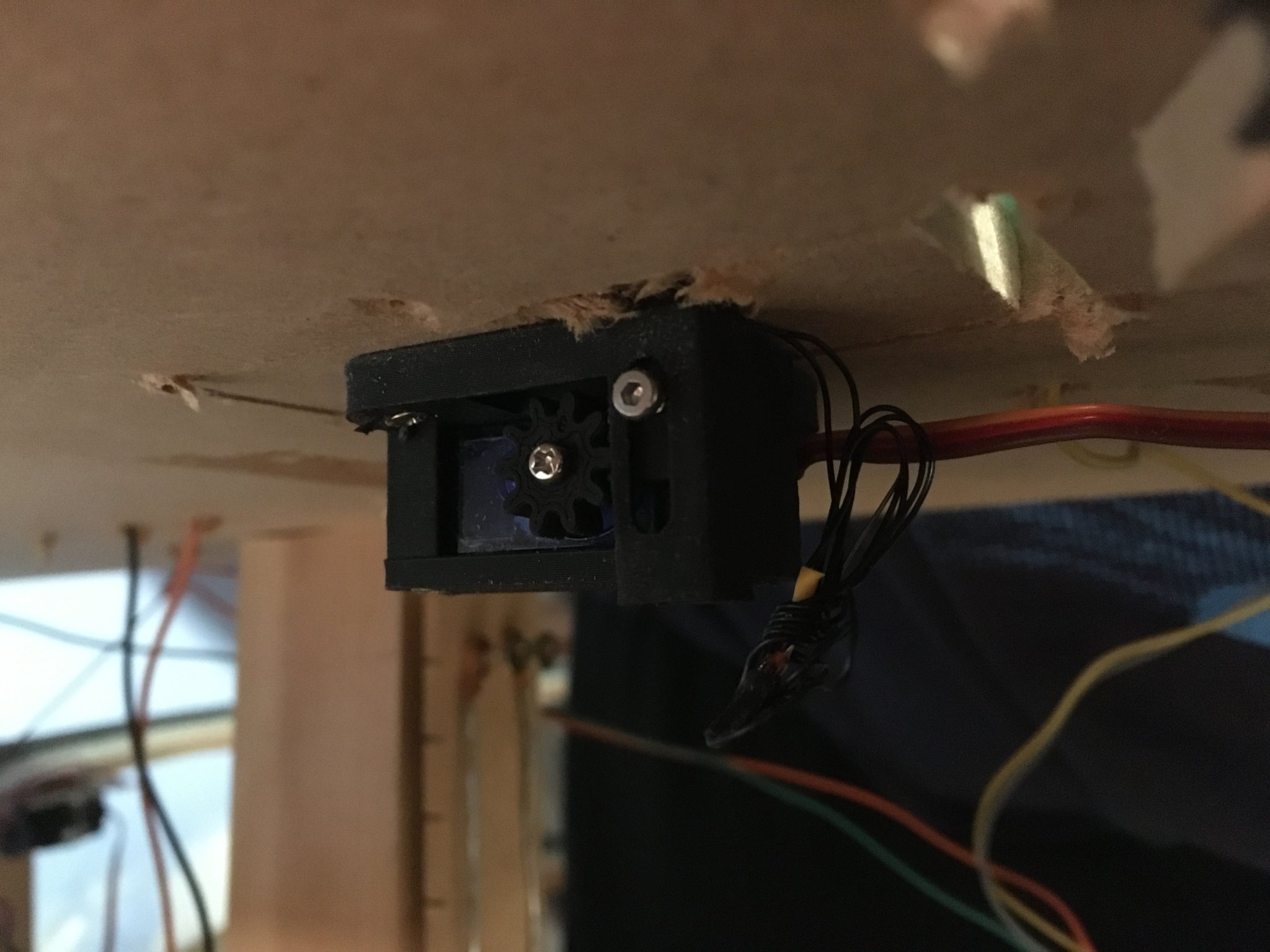 Giá đỡ servo cho tín hiệu semaphore Viessmann 4500