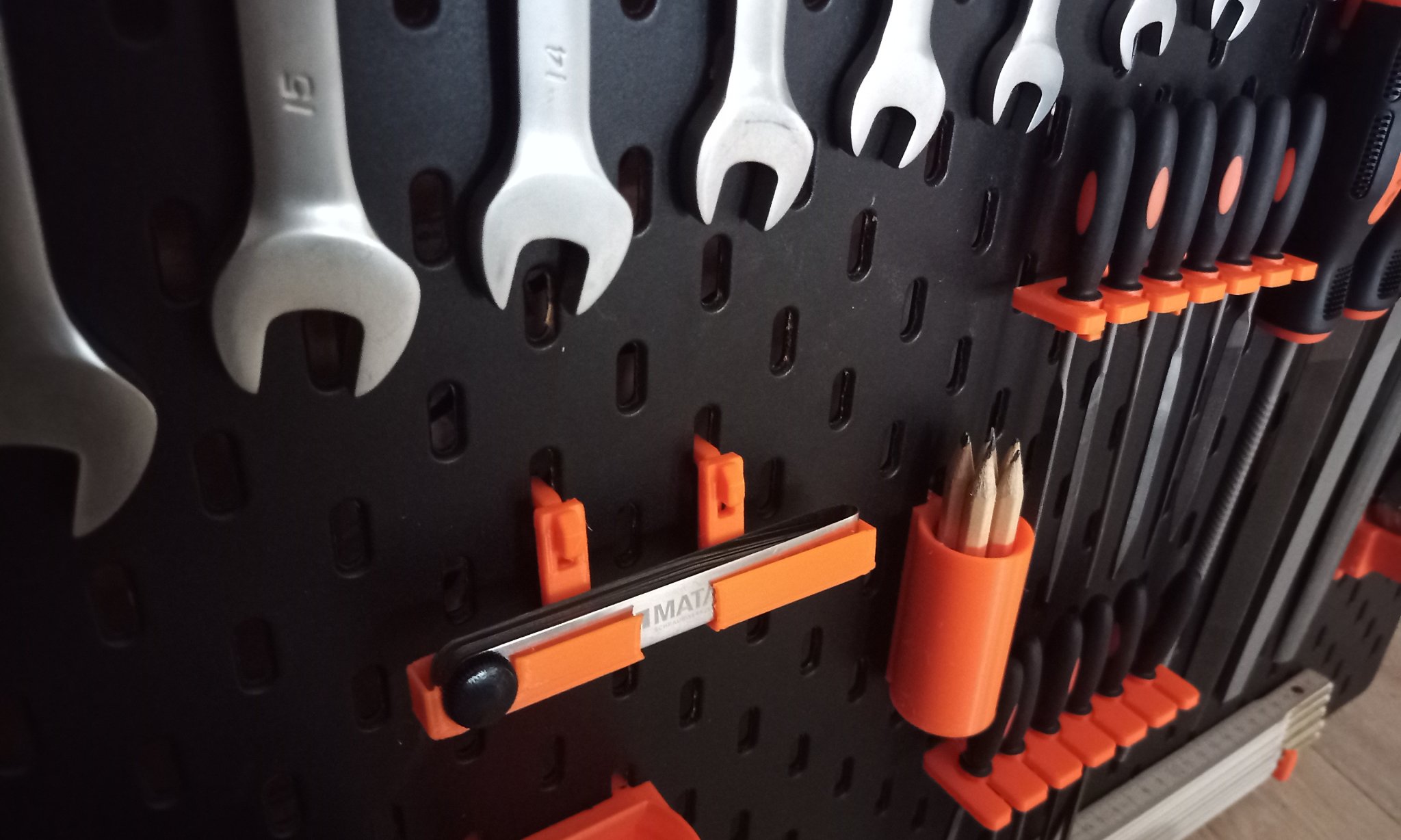 Giá đỡ thước đo cảm biến với móc đa năng | IKEA Skadis