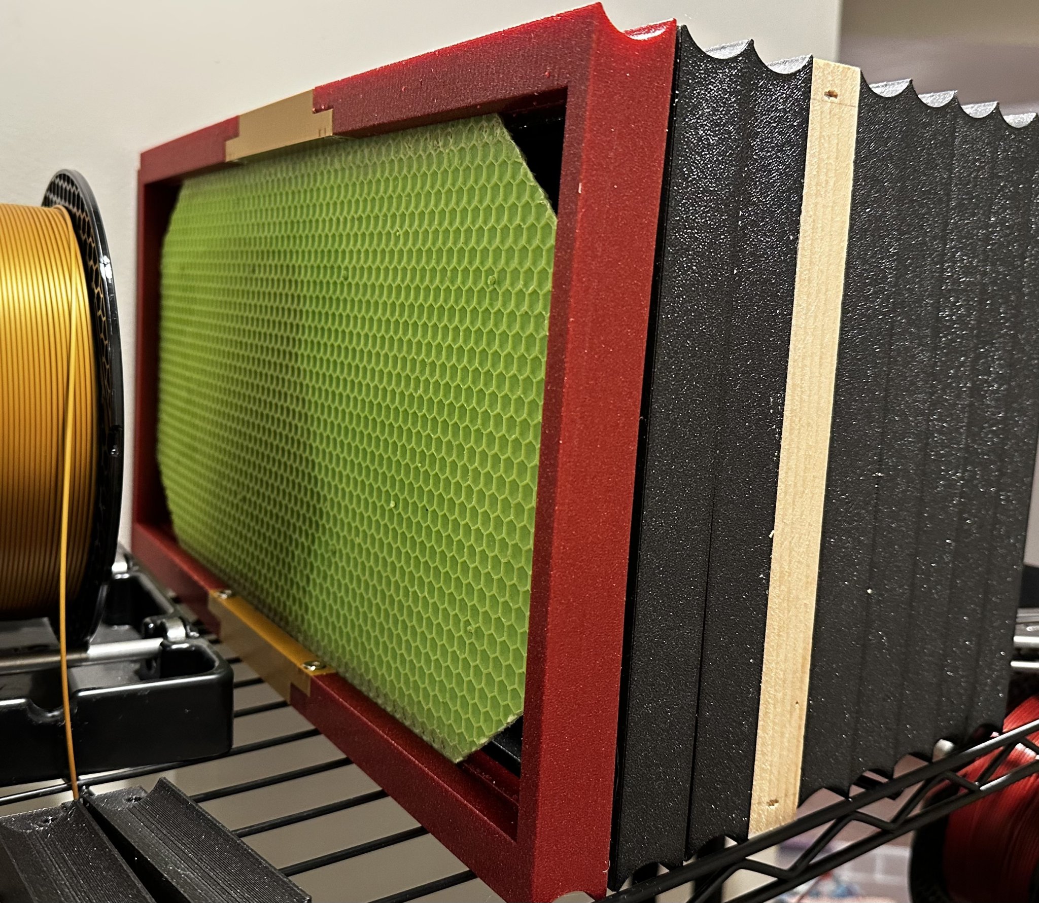 Khung AZ cho tổ ong AŽ lai sử dụng nền tảng Langstroth sâu chuẩn