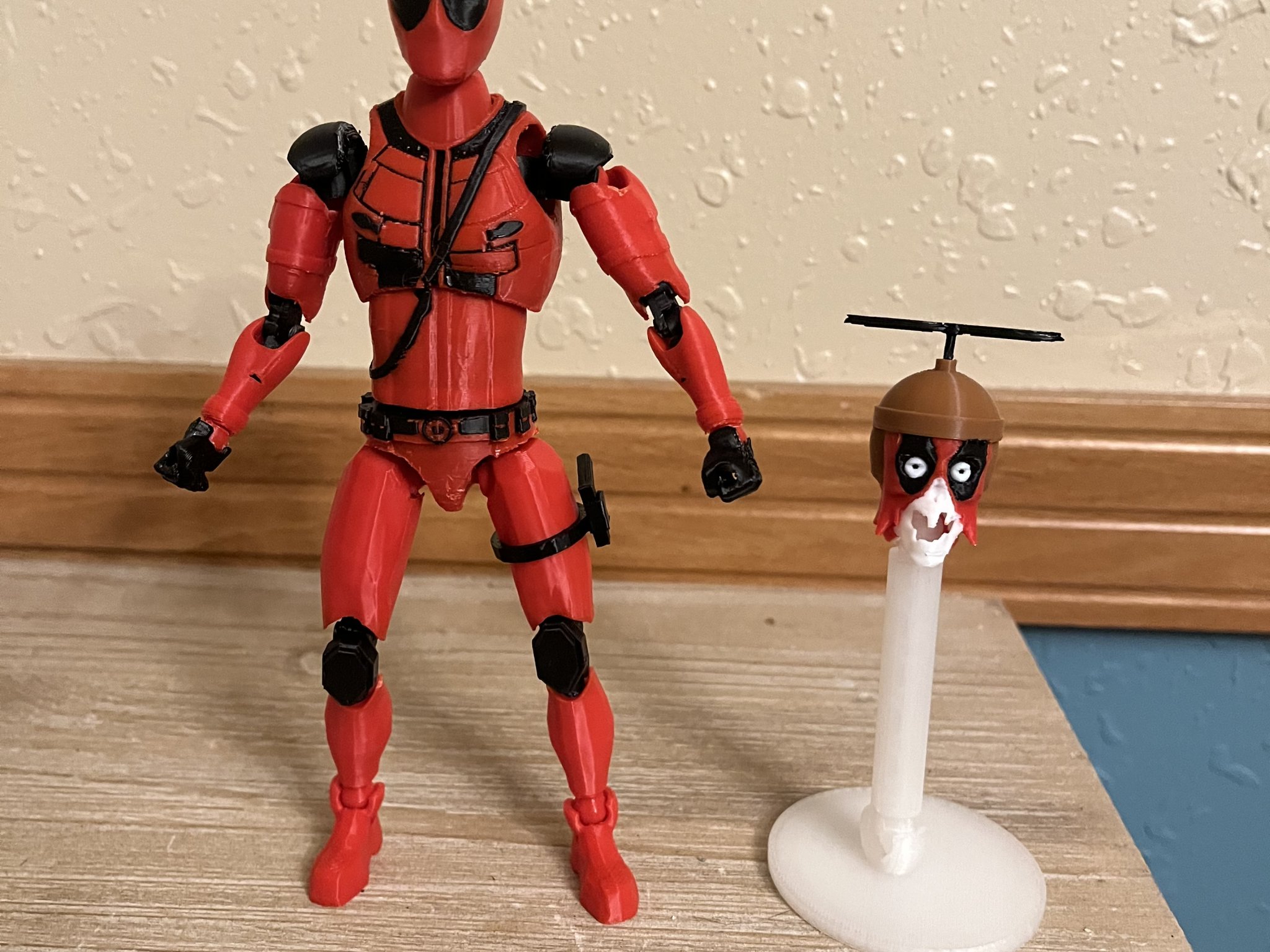 Nhân vật lady Deadpool và Wolverine trong bộ sưu tập