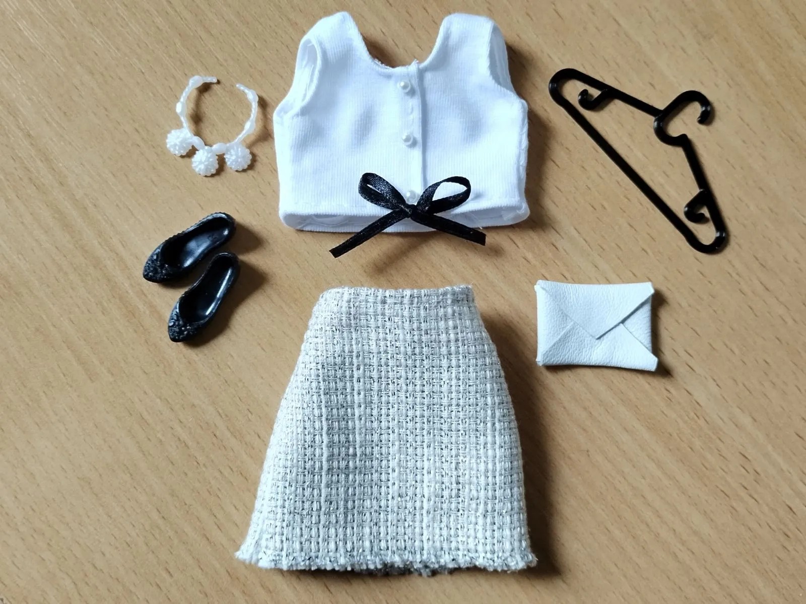 Mẫu quần áo cho búp bê 1/6 kích thước