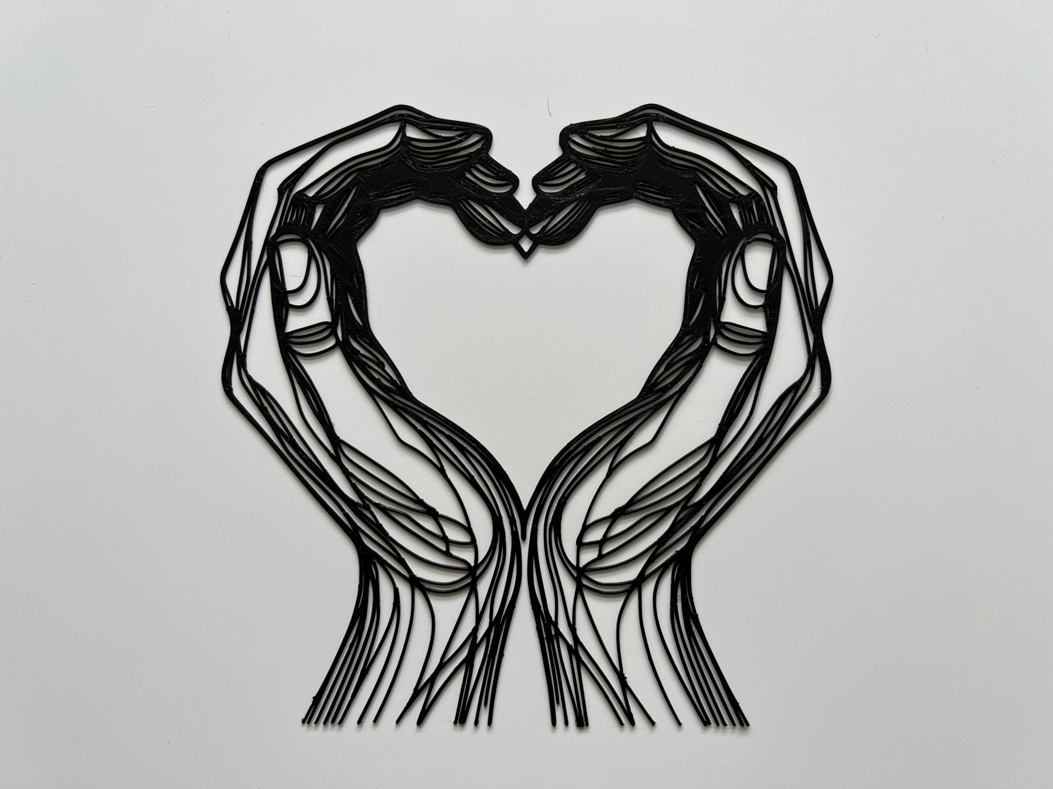 Nghệ thuật treo tường đôi tay yêu thương