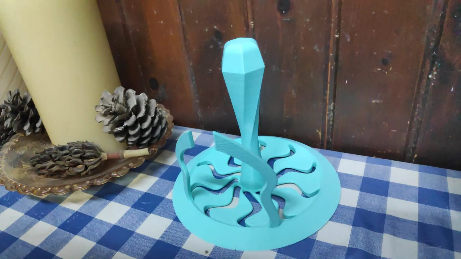 Giá đỡ khăn giấy đẹp và tiện dụng