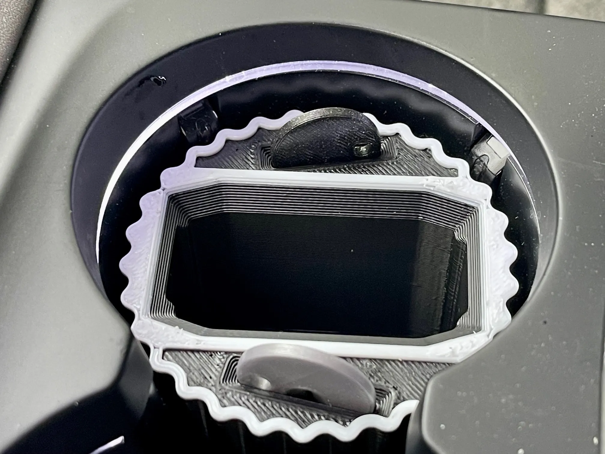 Adapter Geekvape Aegis Legend 2 cho giá đỡ xe hơi