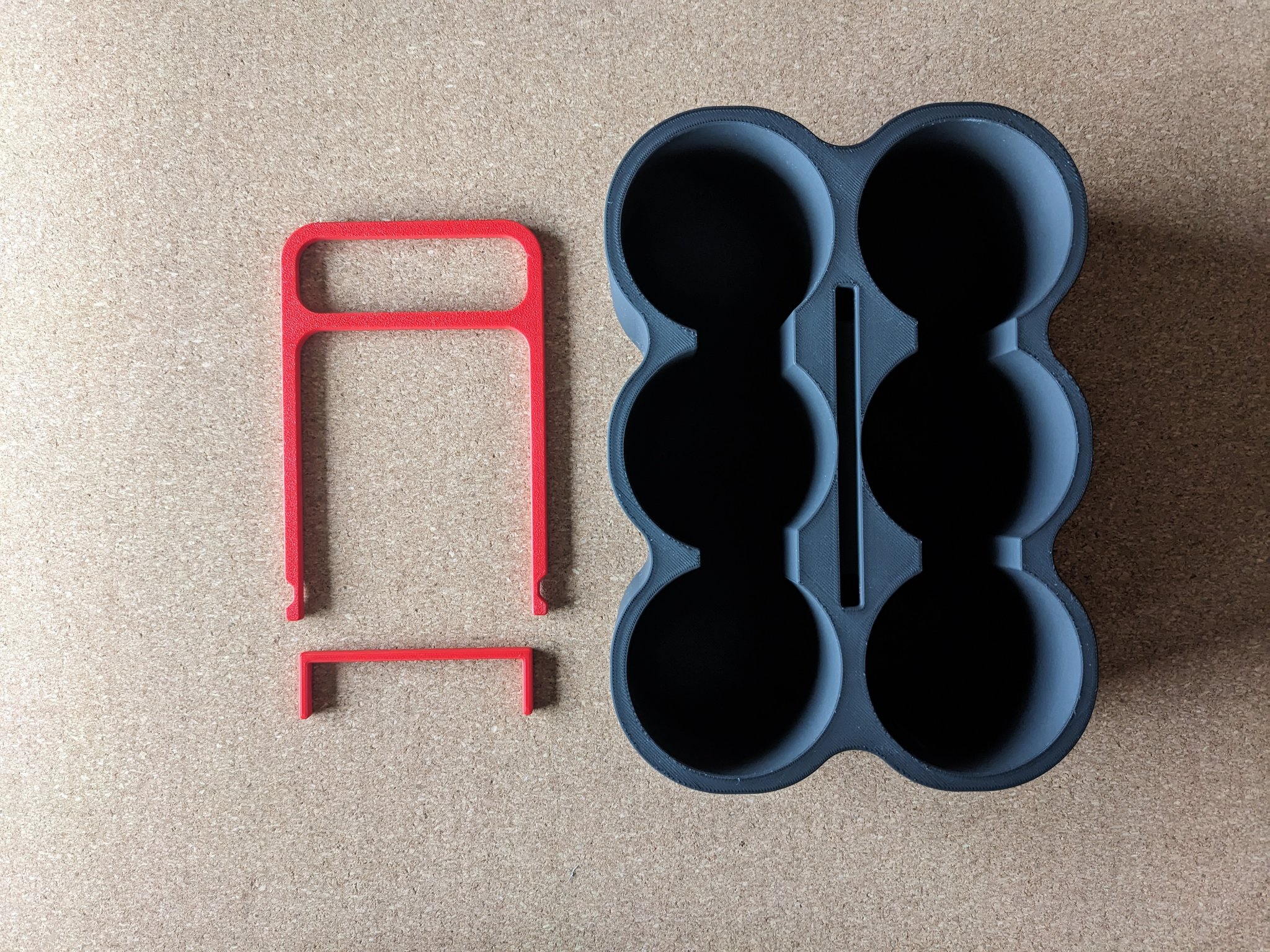 Giá đỡ 6 lon với tay cầm tiện lợi