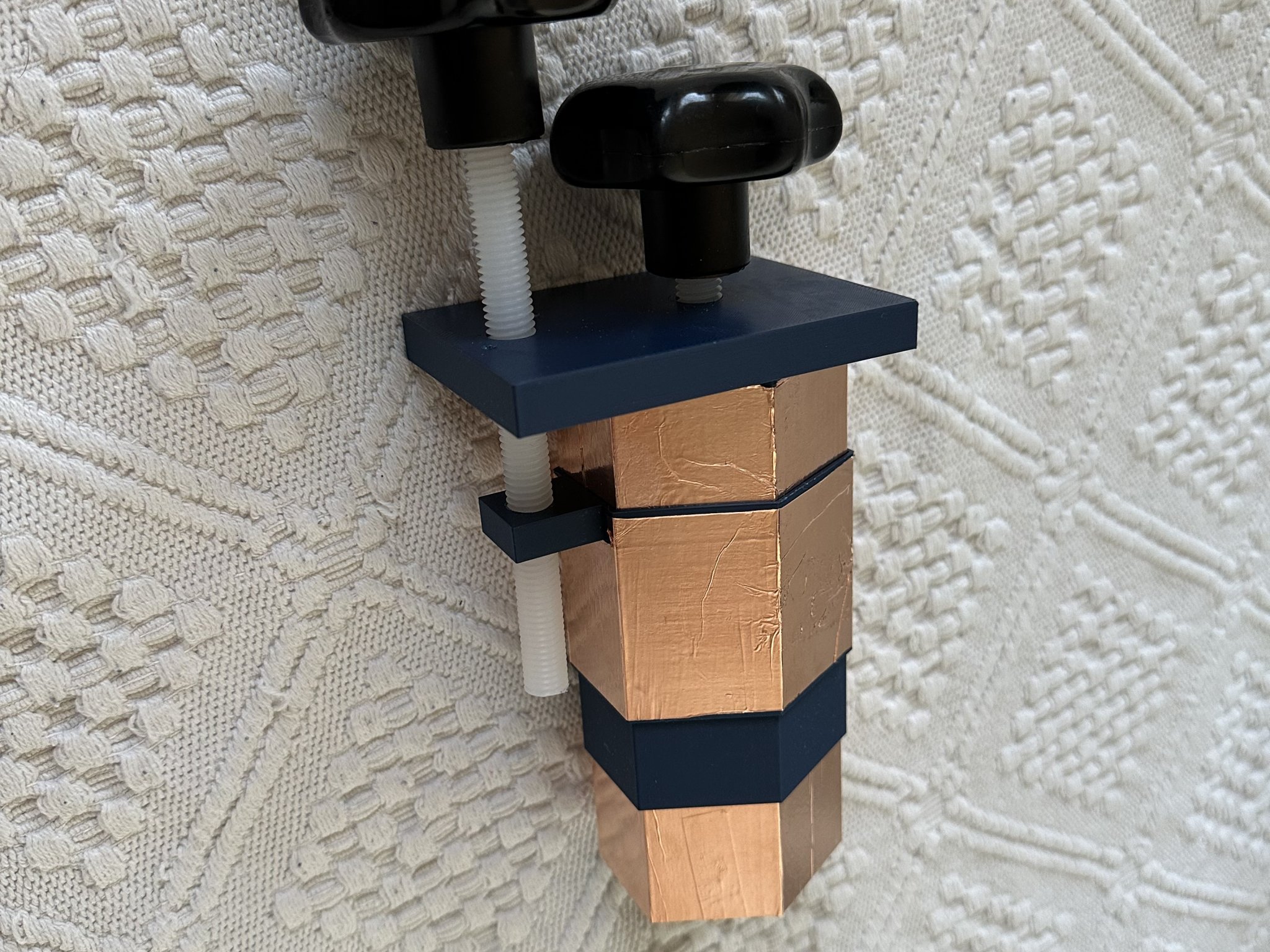 Bộ ghép hình lục giác cho ăng-ten ngắn gọn